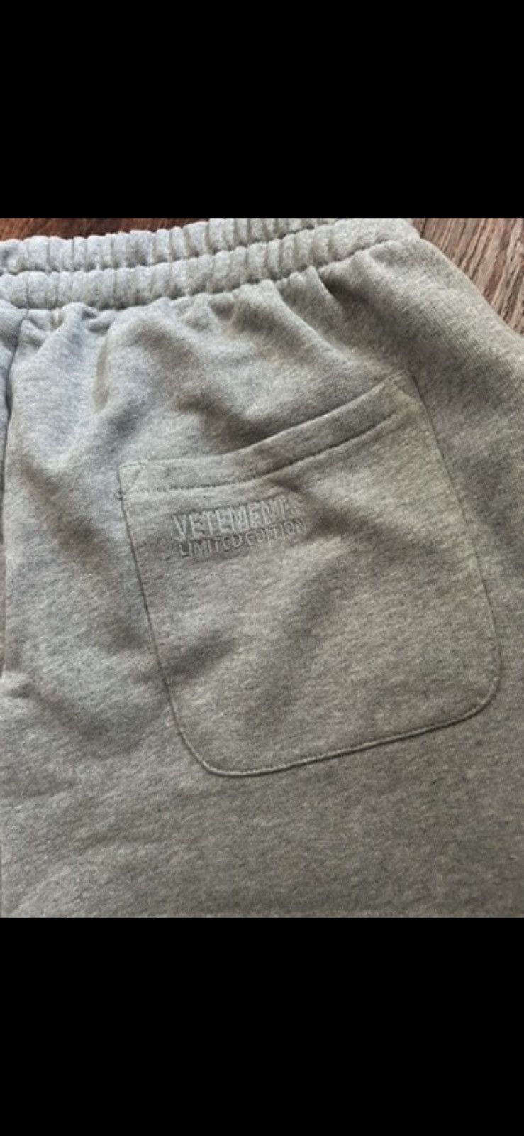 Vetements Vetements gothic letters sweatpants Size US 34 / EU 50 - 4 Thumbnail