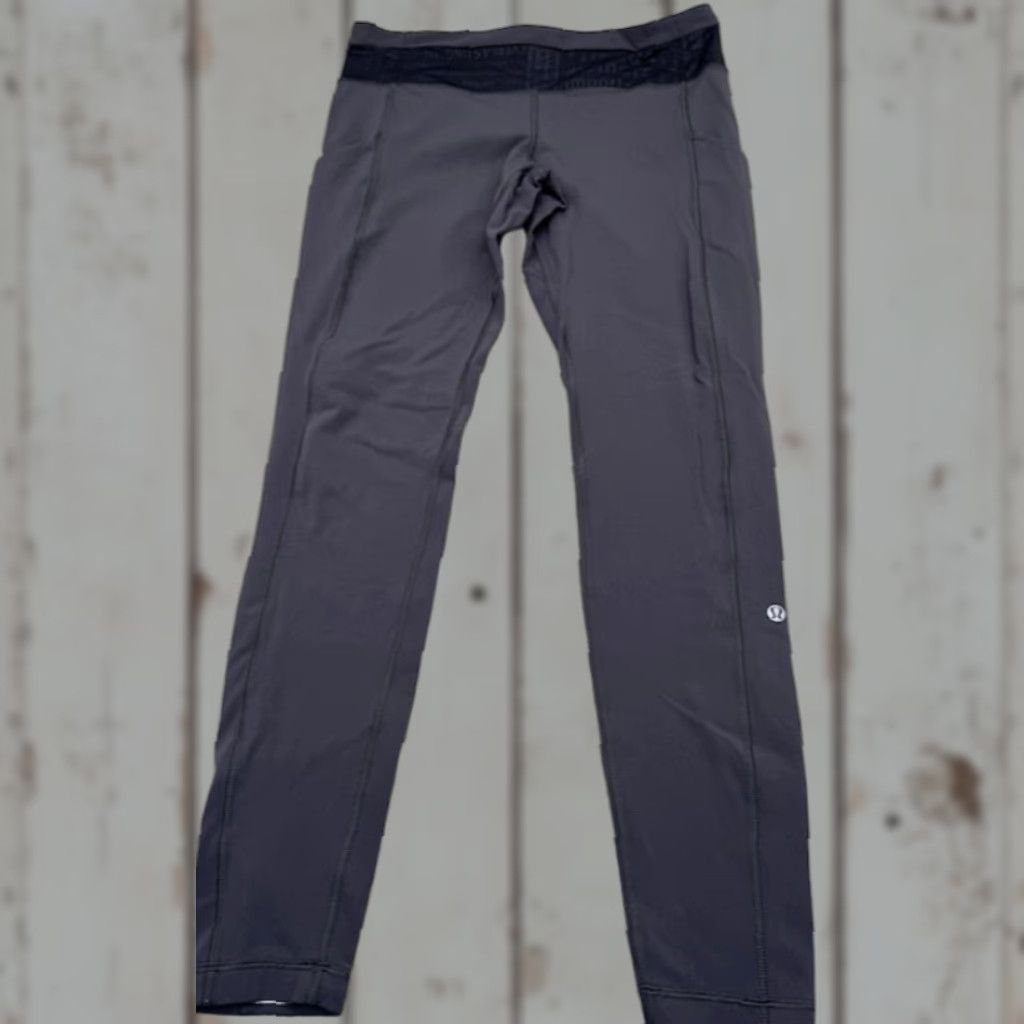 Lululemon Lululemon Leggings Black 10 Pockets Inspirational Quotes Zippered Pocket Size 10 Women Activewear Leggings Size 32" / US 10 / IT 46 - 1 Thumbnail