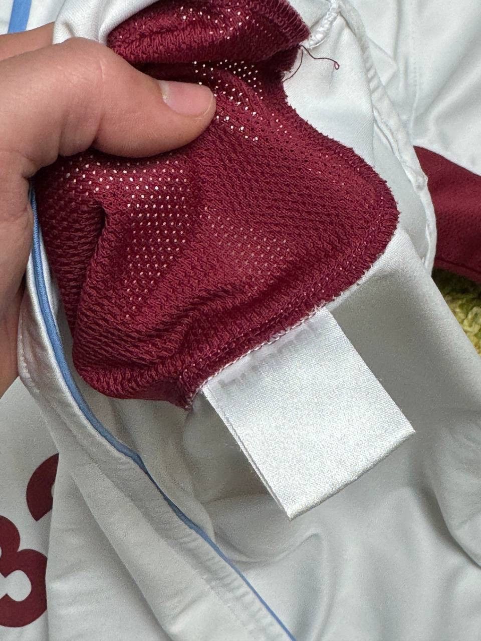 Hummel Vintage 2006 Hummel Aston Villa Away Jersey Size US L / EU 52-54 / 3 - 7 Thumbnail