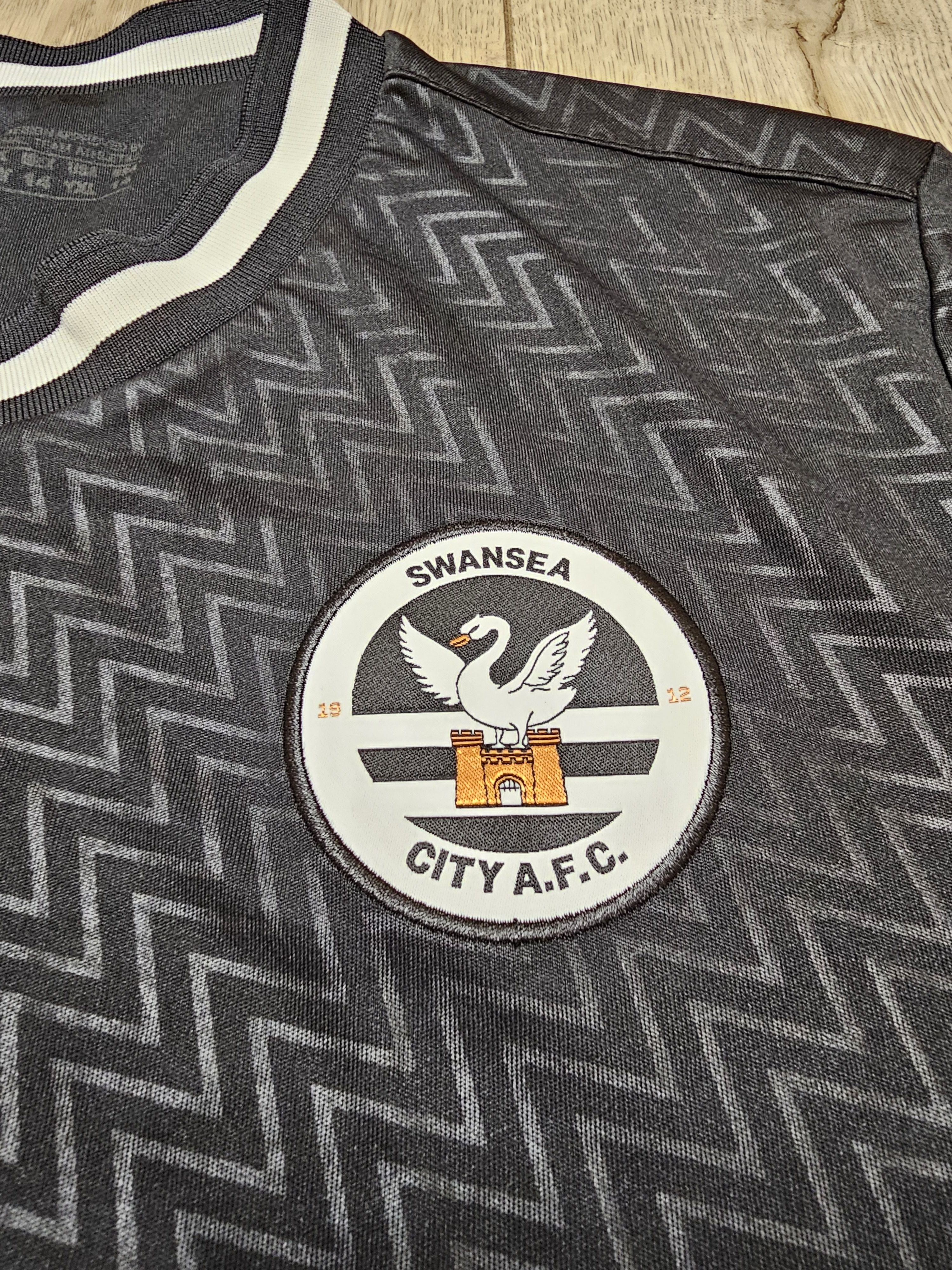 All Sport SWANSEA CITY 2021 2022 AWAY FOOTBALL SHIRT SOCCER JERSEY Size US XS / EU 42 / 0 - 4 Thumbnail