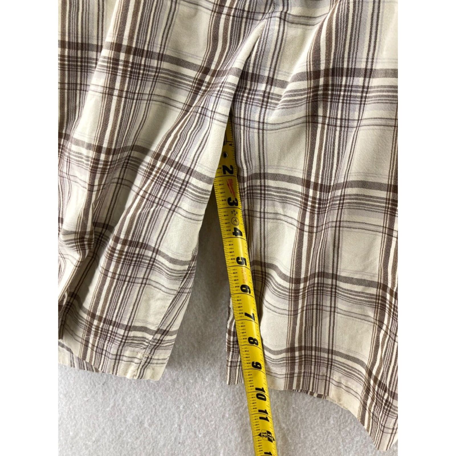 Nautica Nautica Jeans Company Shorts Mens 34 Plaid Multicolor Cotton Canvas Mid 10-12 In Zip Front Flat Front Regular Inseam 11 in Colorful Chino Mens Size US 34 / EU 50 - 4 Thumbnail