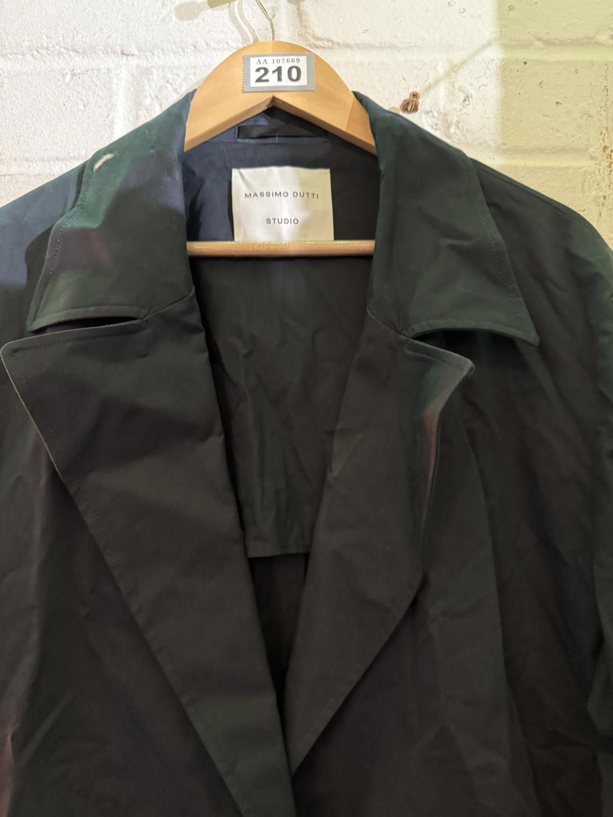 Massimo Dutti Massimo Dutti Studio Women's Black Trench Coat Size M / US 6-8 / IT 42-44 - 2 Thumbnail