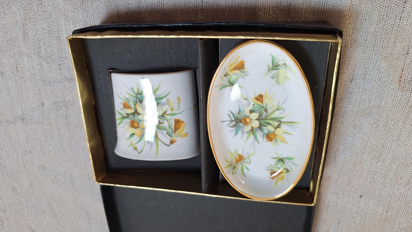 Designer Vtg Hammersley & Co. bone china set Size ONE SIZE - 3 Thumbnail