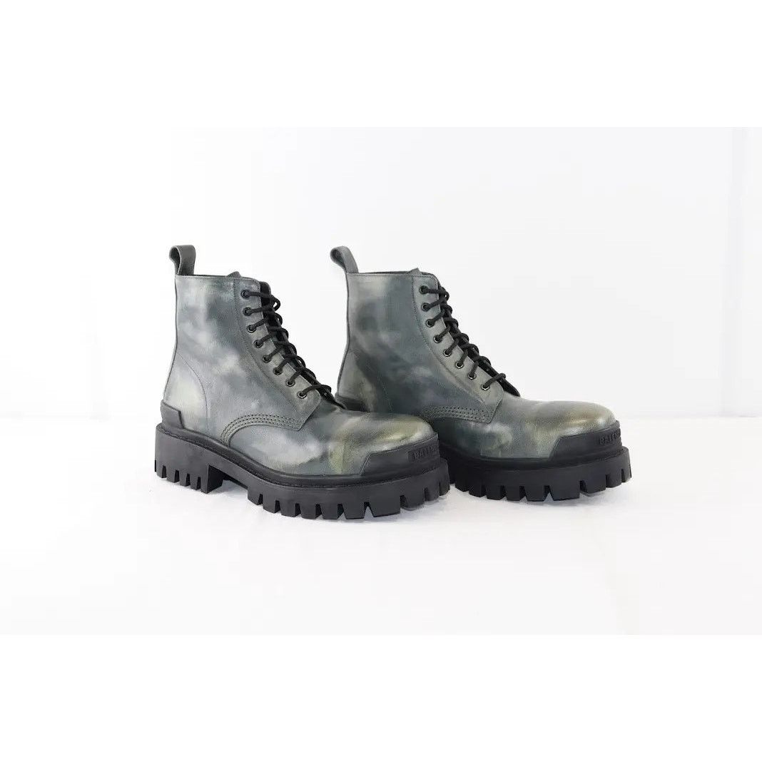 Balenciaga o1rshd1 Worn-Out Effect Leather Strike Bootie L20 in Khaki Size US 10 / EU 43 - 4 Thumbnail