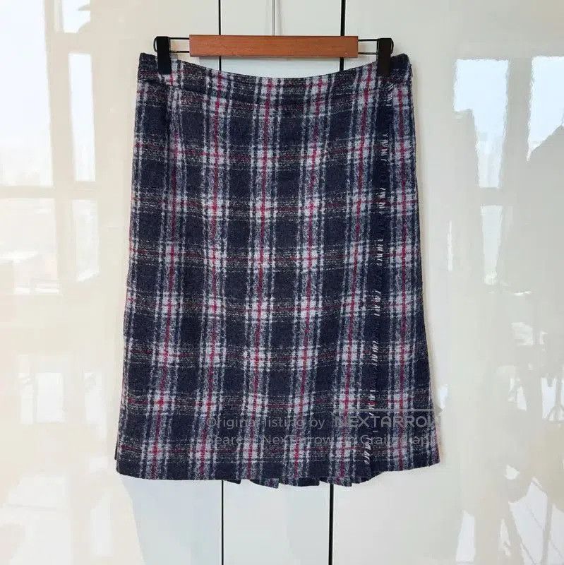 Max Mara MaxMara Colorful Wool Midi Skirt . Size 23" - 1 Thumbnail
