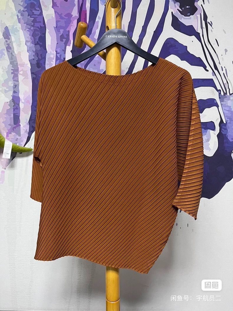 Issey Miyake Issey Miyake size:2 A main brown twill mid-sleeved top Size M / US 6-8 / IT 42-44 - 1 Thumbnail