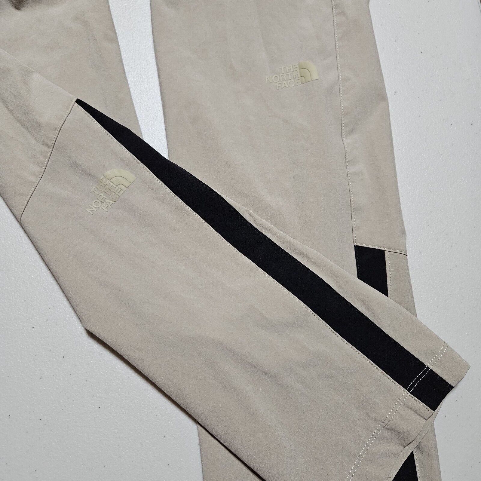 The North Face The North Face Essential Pants Outdoor Stretch TNF Size US 30 / EU 46 - 9 Thumbnail