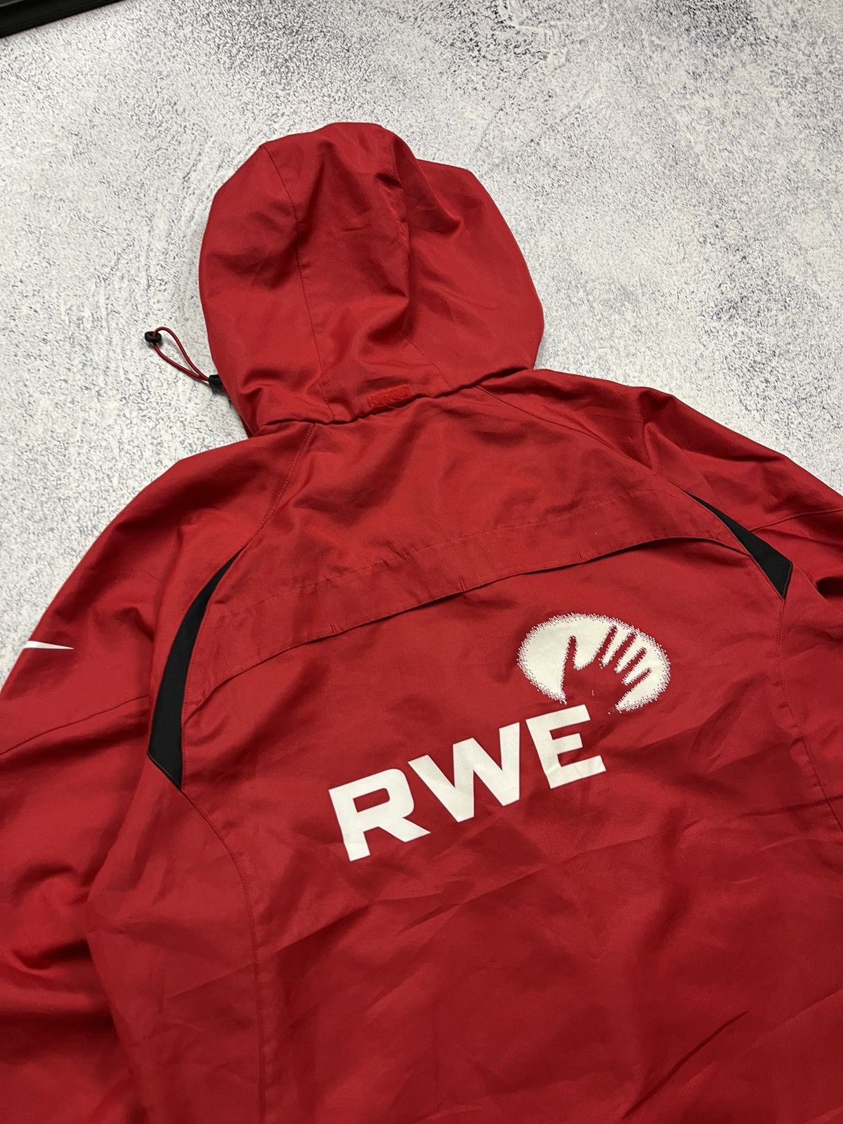 Vintage Vintage 00’s Nike Rot-Weiss Essen Soccer Track Jacket Rare Size US M / EU 48-50 / 2 - 12 Thumbnail
