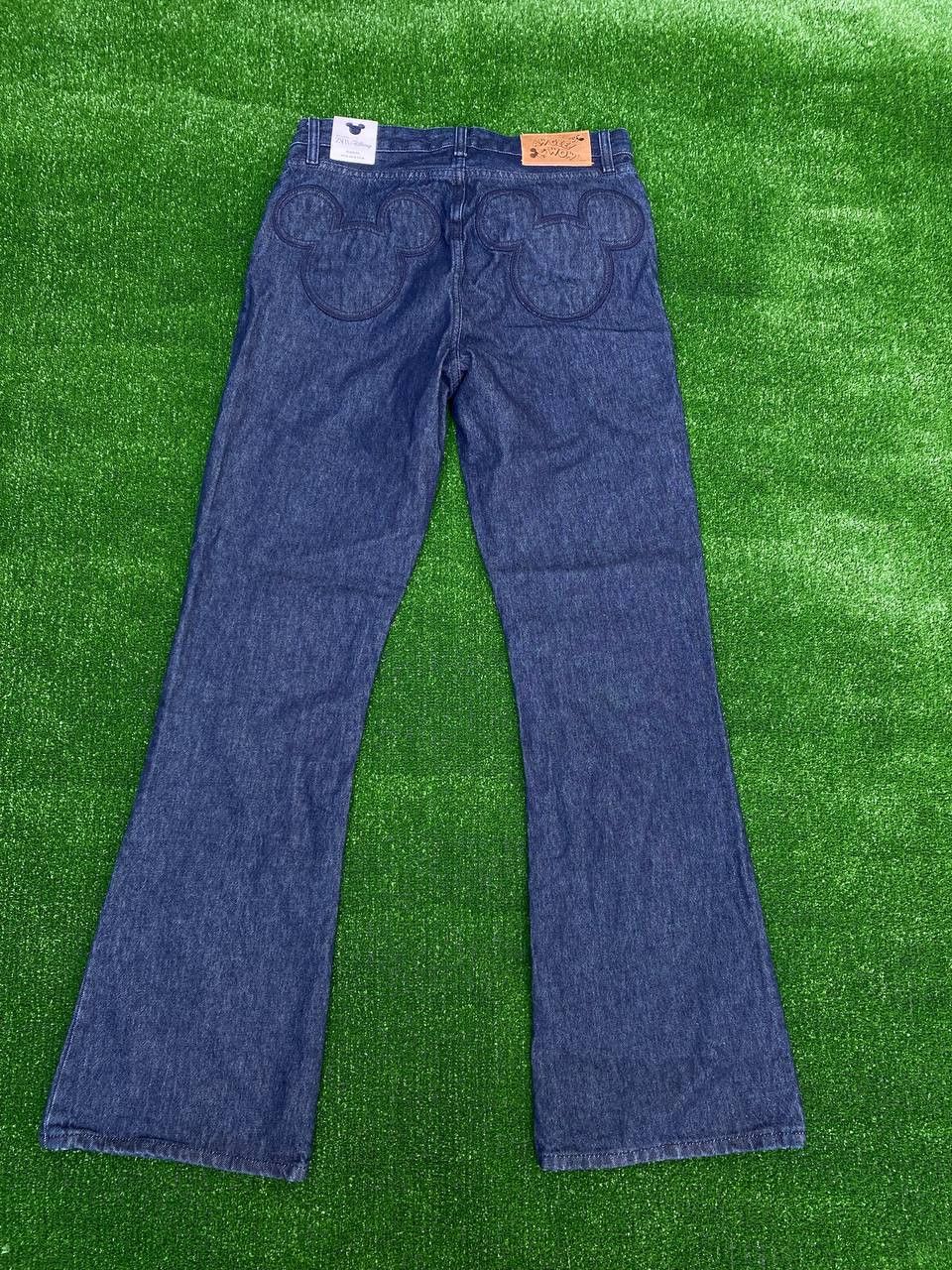 Zara Zara x Disney Mickey Mouse Flared Jeans Womens Size 27" / US 4 / IT 40 - 6 Thumbnail