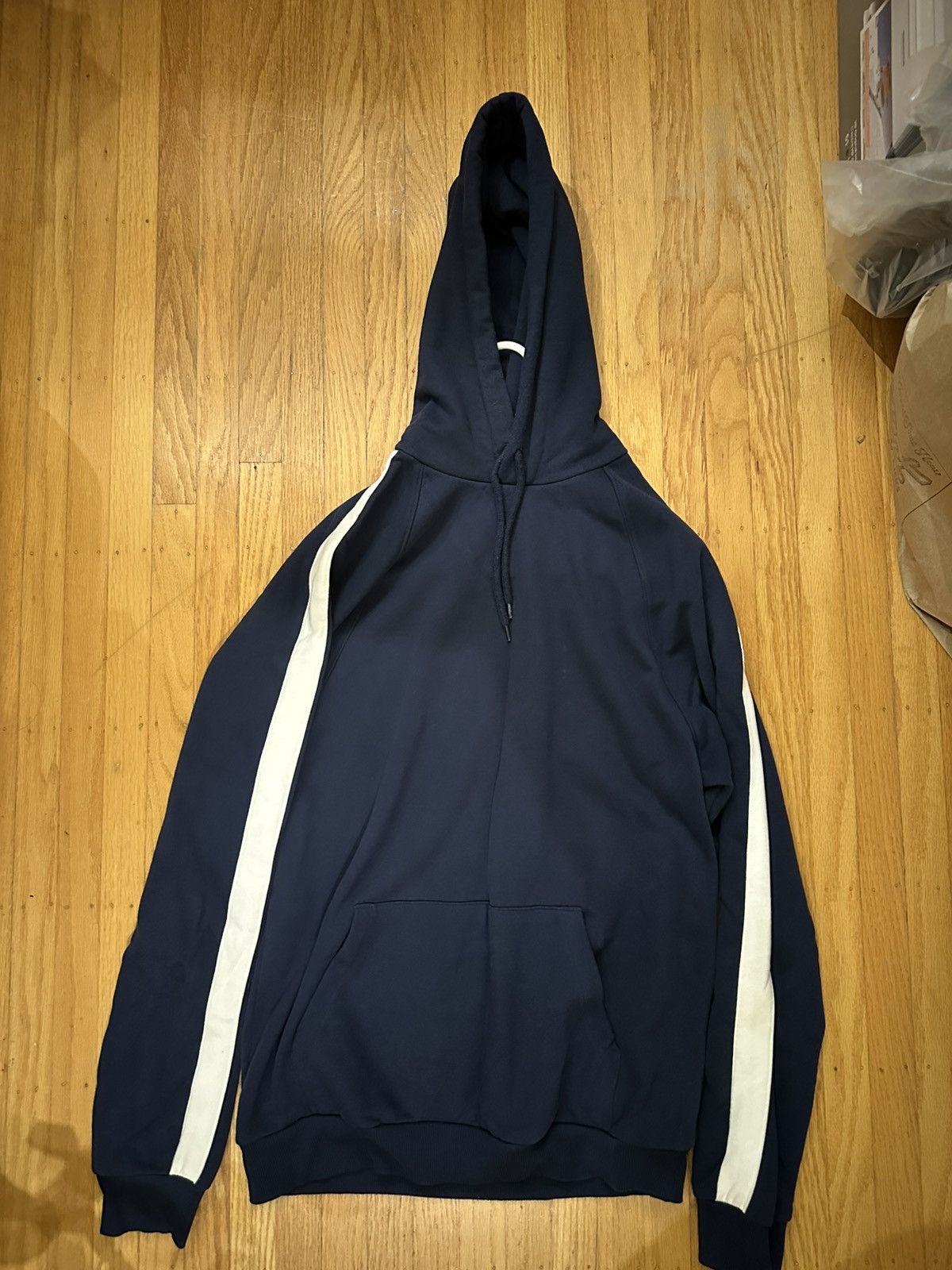 H&M Contrast Dark Navy and White Hoodie Size US M / EU 48-50 / 2 - 1 Thumbnail