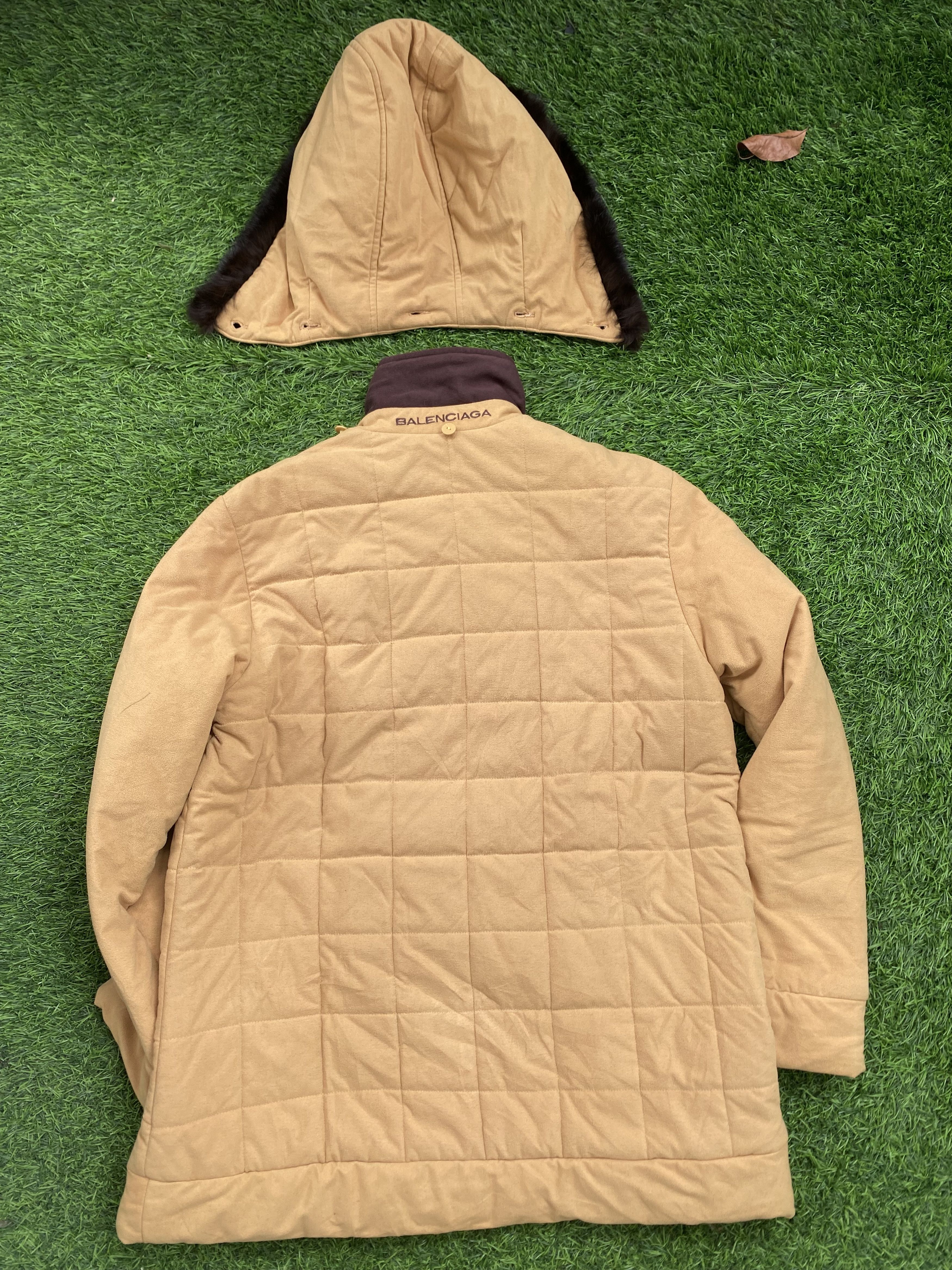 Balenciaga Vintage Balenciaga Puffer Fur Hoodie Jacket Size US M / EU 48-50 / 2 - 4 Thumbnail