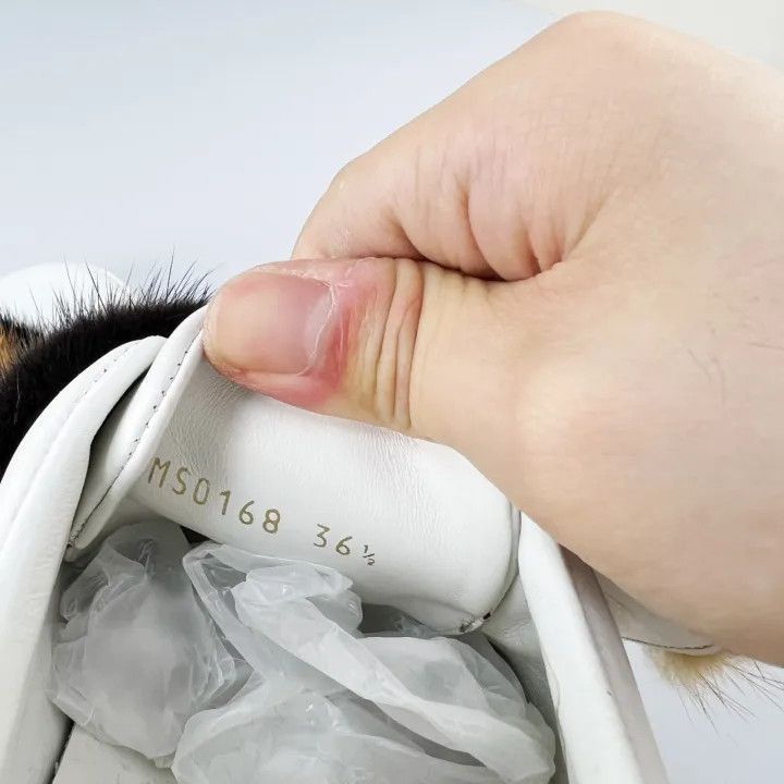 Other Louis Vuitton White Fur Strap Sneakers -2508 Size US 6.5 / EU 39-40 - 6 Thumbnail