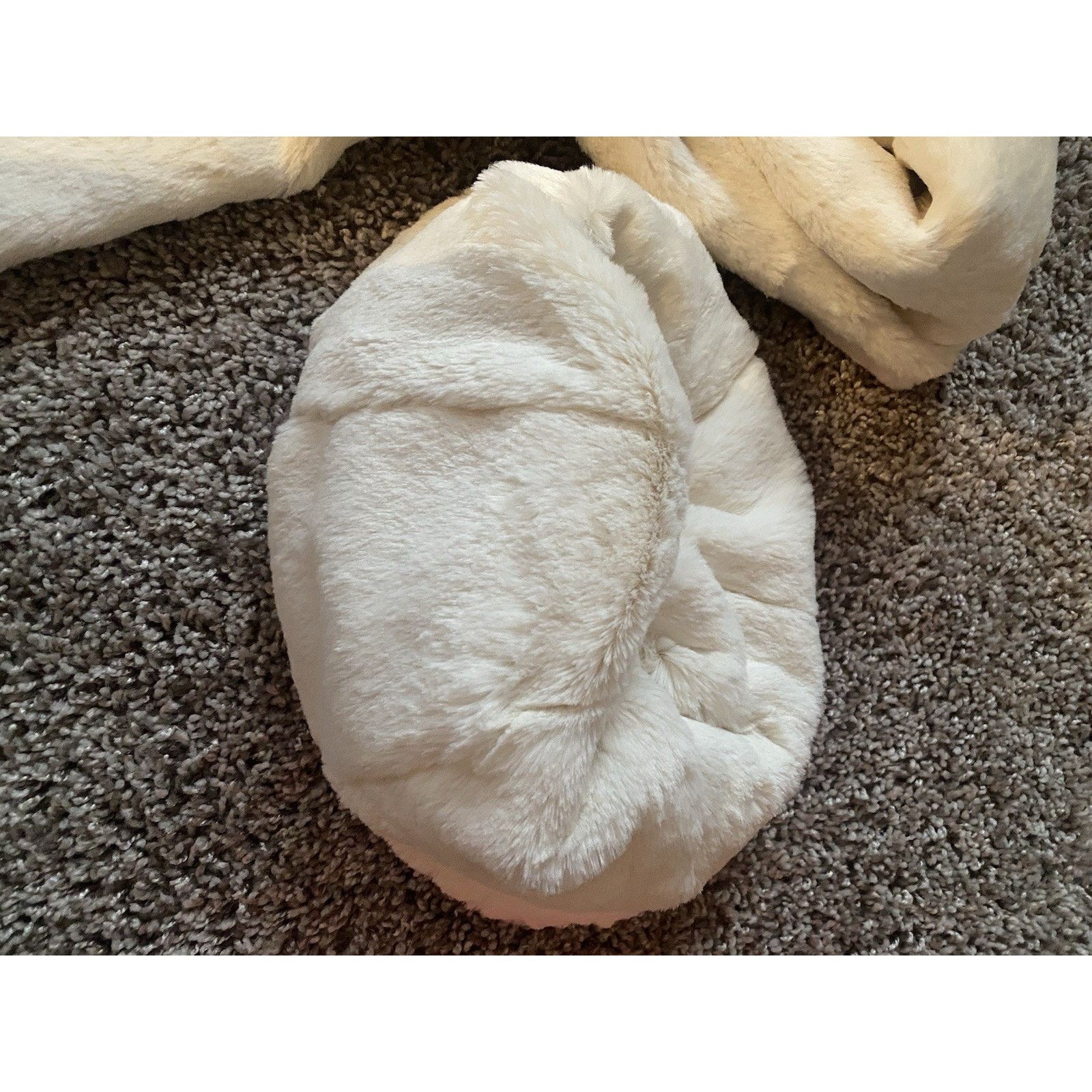 Talbots Crushed Faux Fur Ivory Hat Sz1 Talbots Size ONE SIZE - 1 Thumbnail