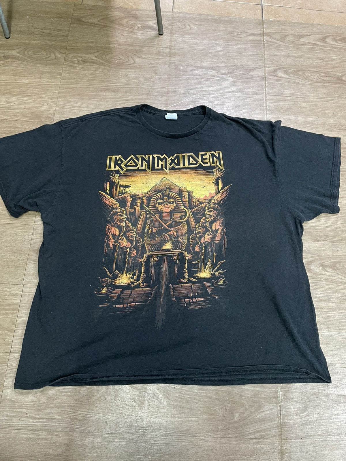 Iron Maiden Iron Maiden t-shirt back hit print Size US XXL / EU 58 / 5 - 1 Thumbnail