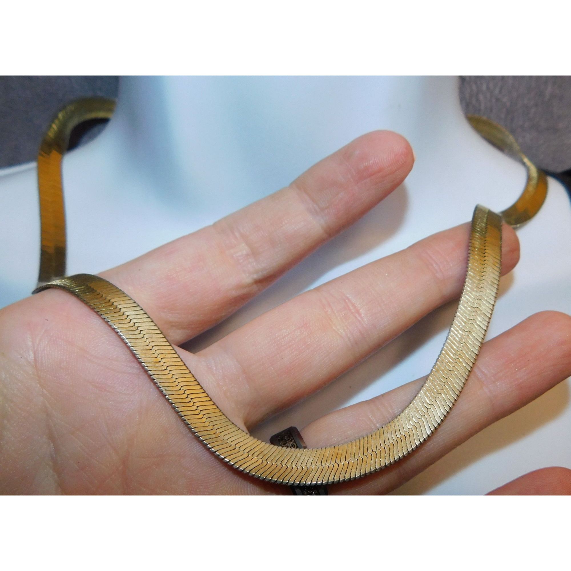 Other Simple Gold Tone Flat Ribbon Chain Necklace Size ONE SIZE - 3 Thumbnail