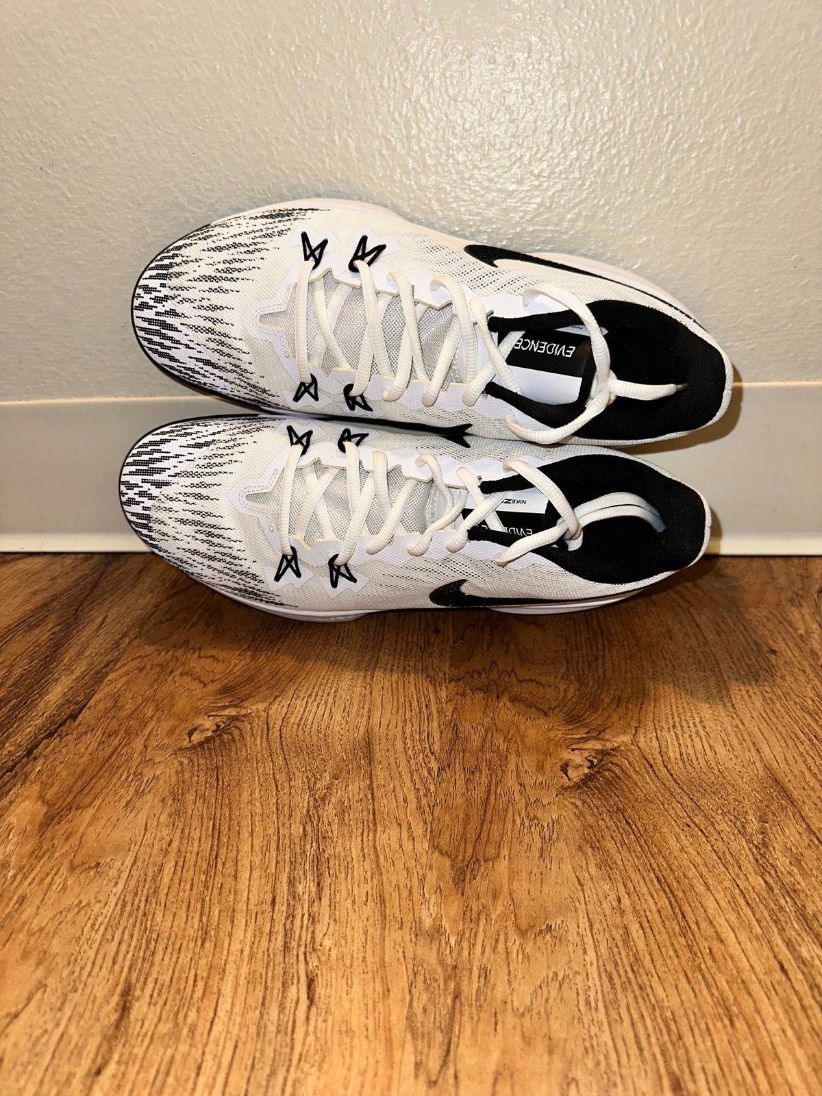 Nike Nike Zoom Evidence 2 White Sample Size US 9 / EU 42 - 6 Thumbnail