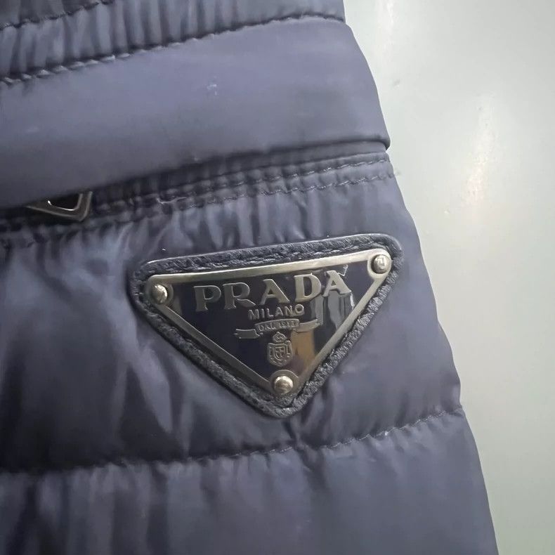 Prada Prada Blue triangle hooded down jacket 2502-Nextarrow Size US M / EU 48-50 / 2 - 3 Thumbnail