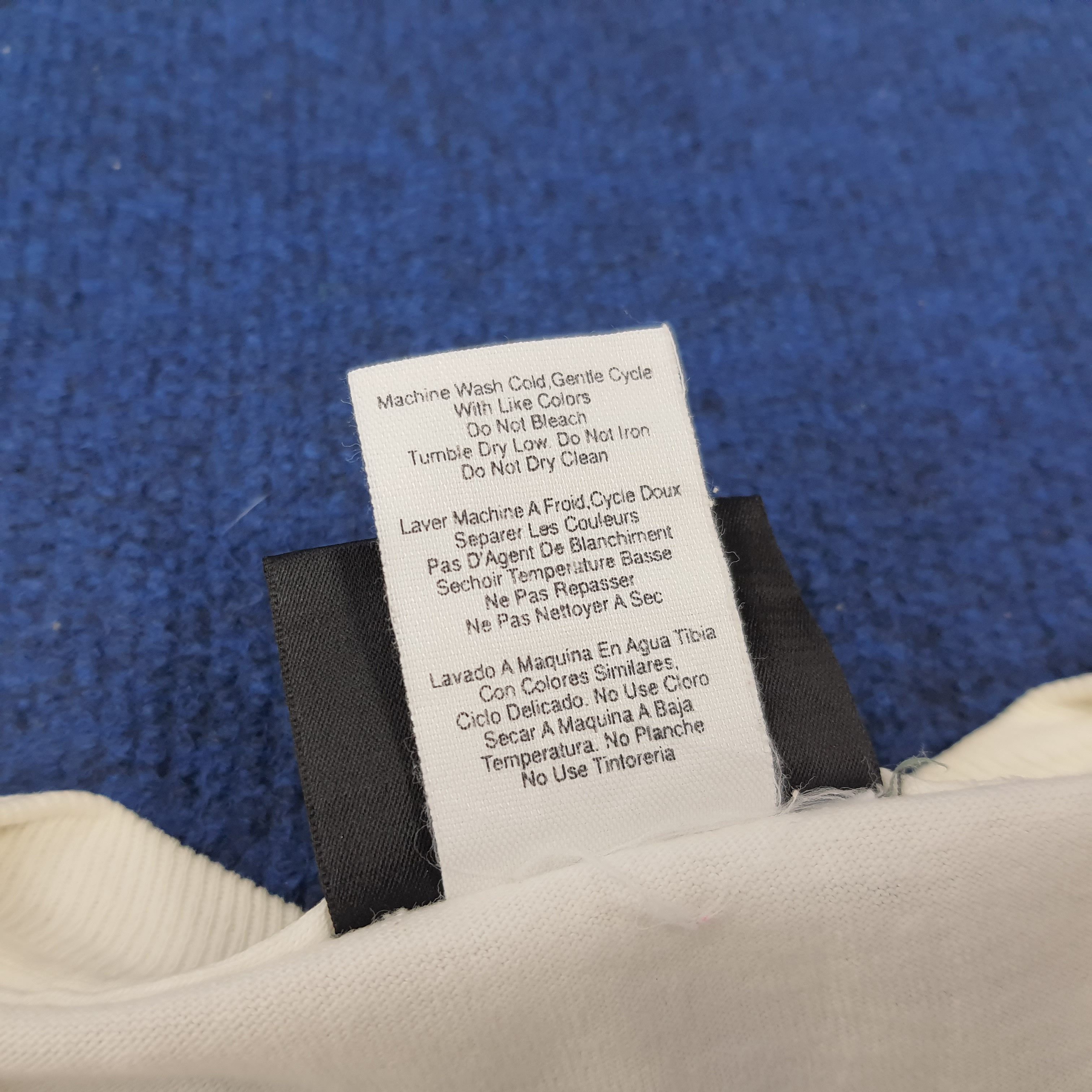 DKNY × Vintage Vintage DKNY Donna Karan New York Streetwear Boxy Tshirt Size US L / EU 52-54 / 3 - 7 Thumbnail