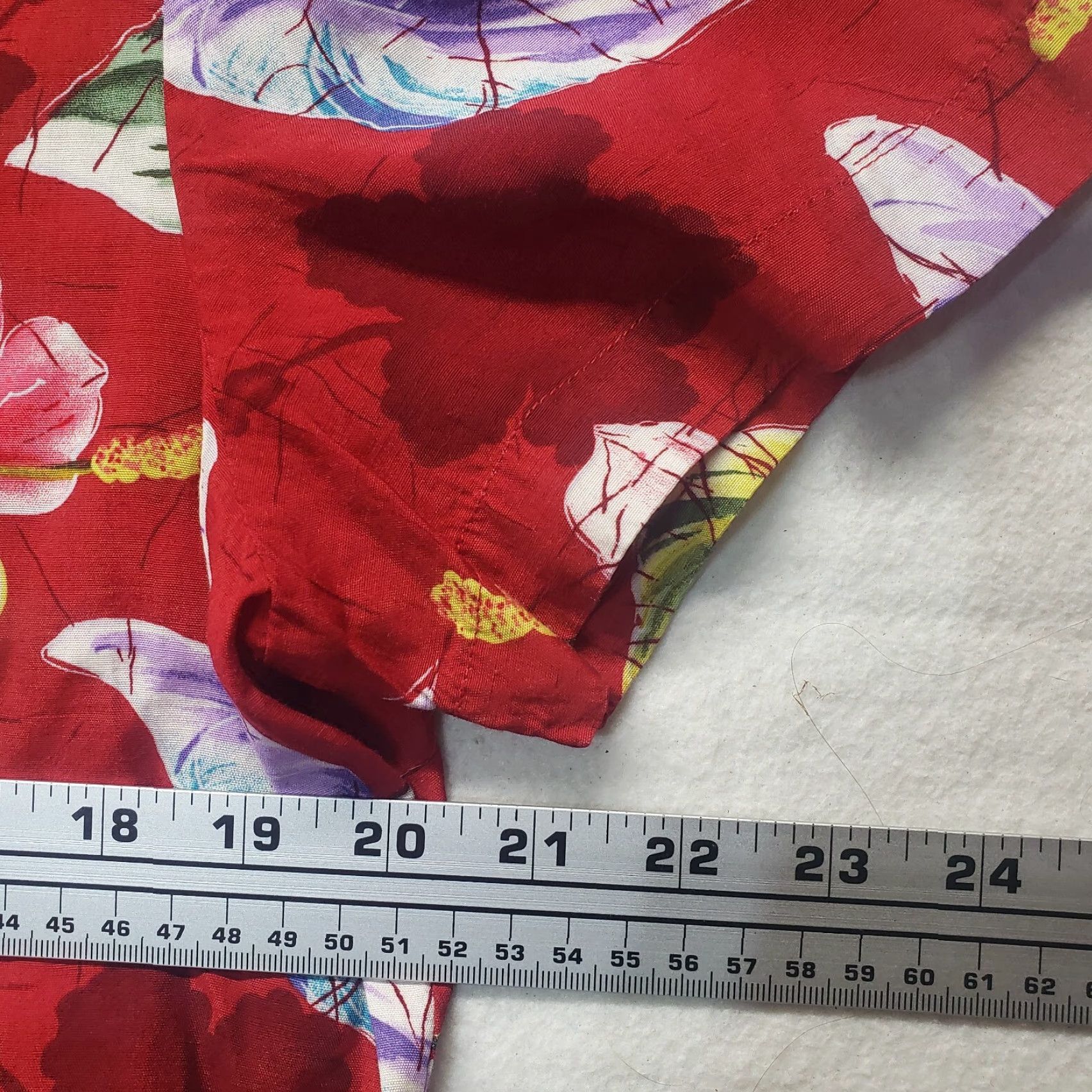 Vintage Rafaella Shirt Floral Button-Up Short Sleeve Women L Red Rayon Adult Womens Shirt Size L / US 10 / IT 46 - 4 Thumbnail
