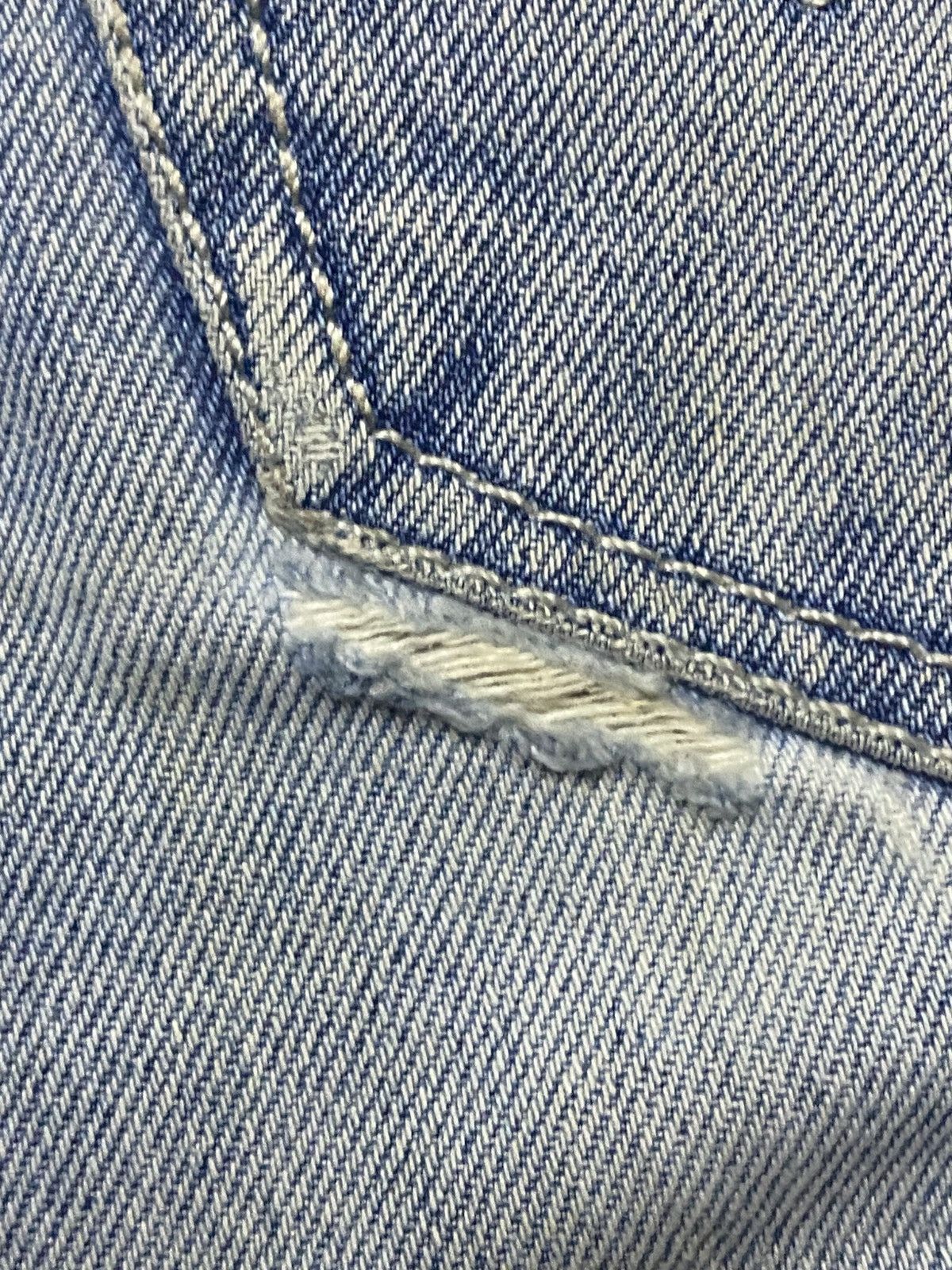 Kiwi Vintage Kiwitex Light Wash Distressed Taperred Leg Jeans Size US 30 / EU 46 - 9 Thumbnail