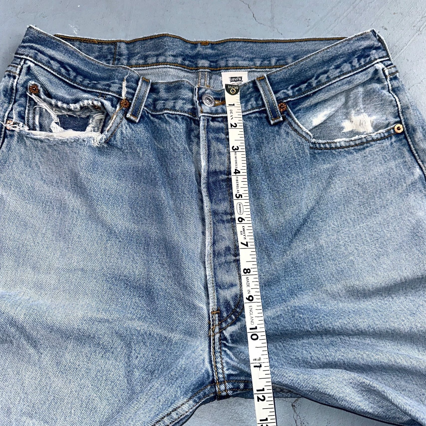 Levi's VINTAGE Levi's 501 Jeans Men 36x34 Light Wash 90s Straight 501 Series Denim Blue" Size US 36 / EU 52 - 6 Thumbnail