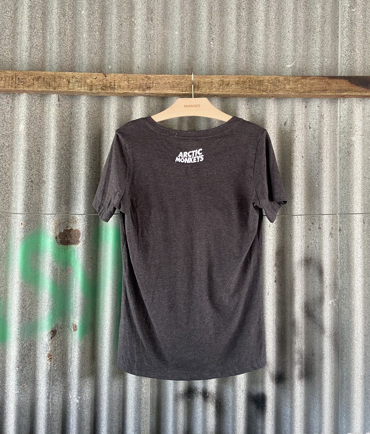 Band Tees ARCTIC MONKEY DO I WANNA KNOW ? Size S / US 4 / IT 40 - 4 Thumbnail