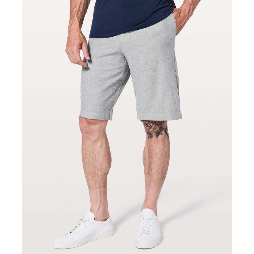 Lululemon LULULEMON Men's Commission Shorts 11" // 30 Size US 30 / EU 46 - 1 Thumbnail