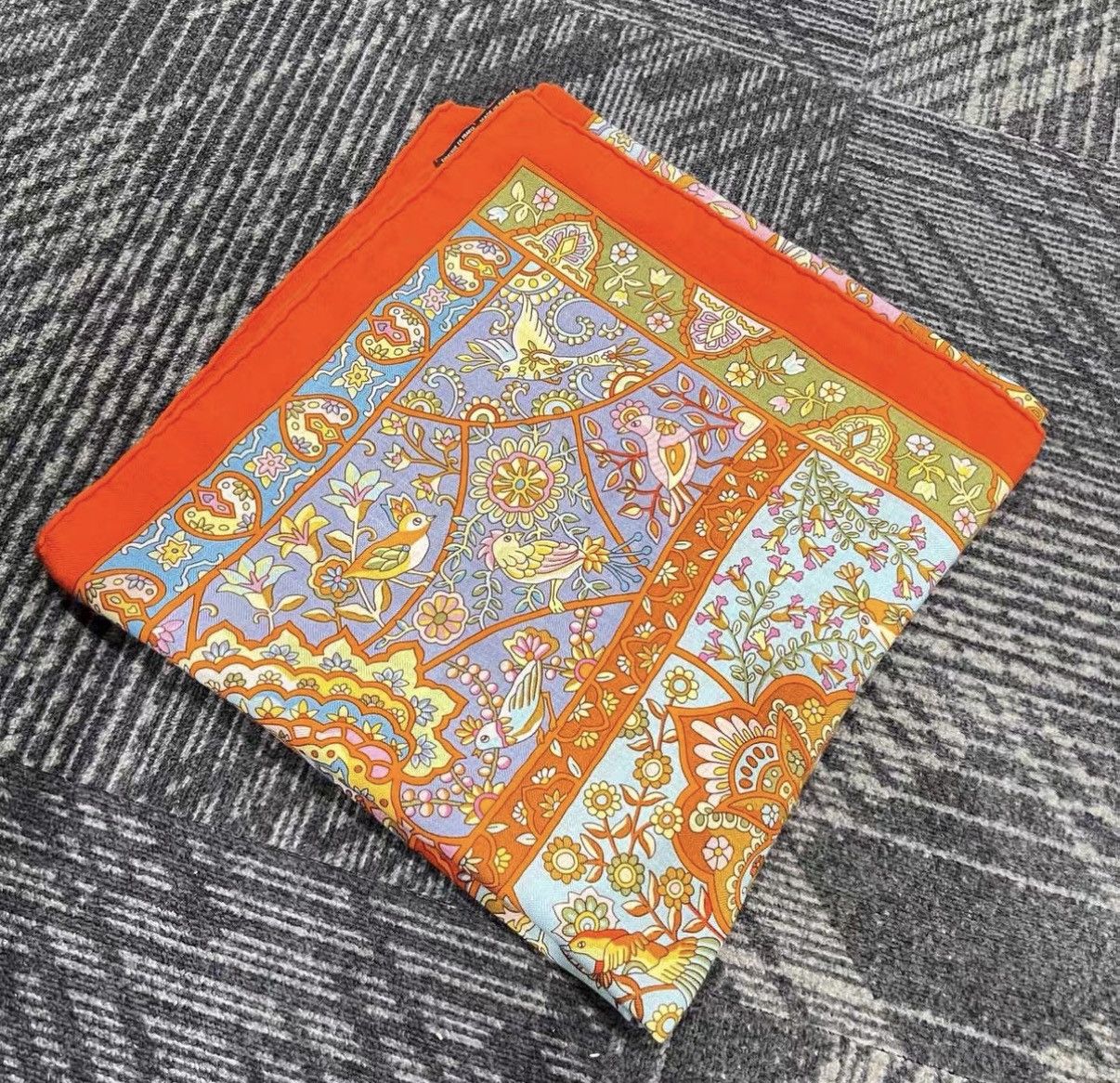 Hermes Hermès Bird & Flower Garden Cashmere Silk Scarf Shawl J42 Size ONE SIZE - 3 Thumbnail