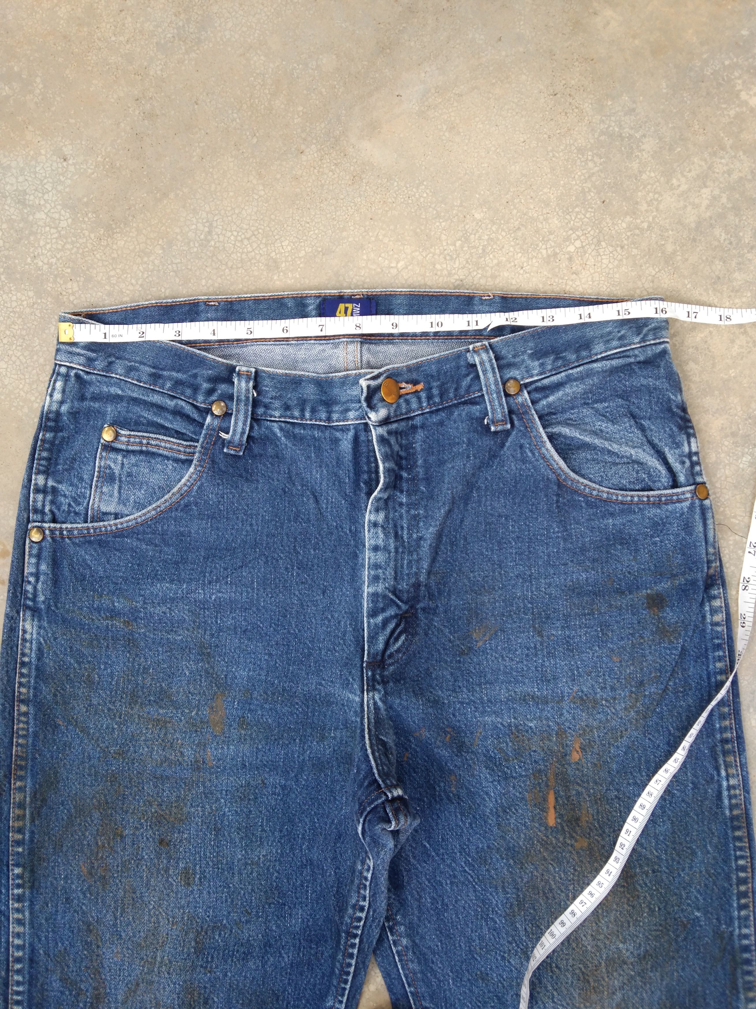 Wrangler 90s Vintage Wrangler Distressed Jeans 32x36 Size US 32 / EU 48 - 4 Thumbnail