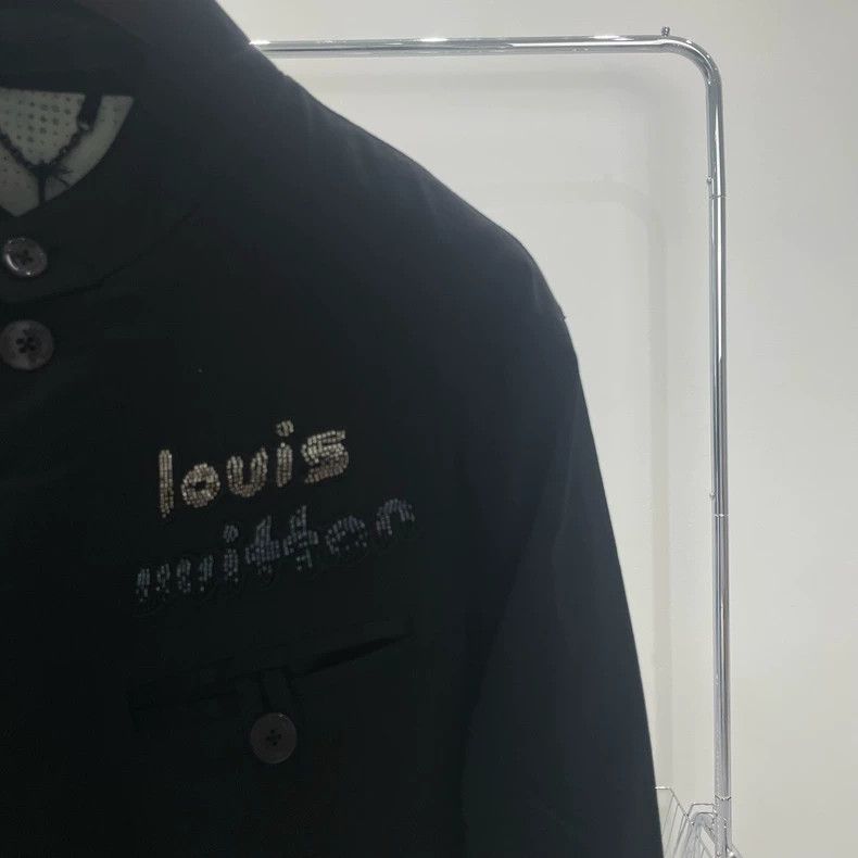 Louis Vuitton Louis Vuitton Black executive jacket with beaded chest logo Size US S / EU 44-46 / 1 - 3 Thumbnail
