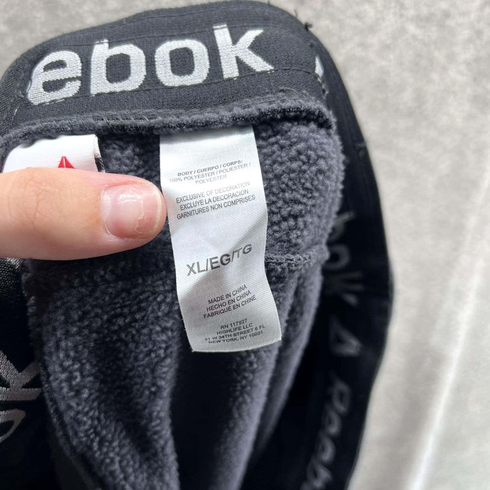 Reebok Reebok Pants Mens XL Black Joggers Fleece Lined Athletic Sweatpants Size US 36 / EU 52 - 4 Thumbnail