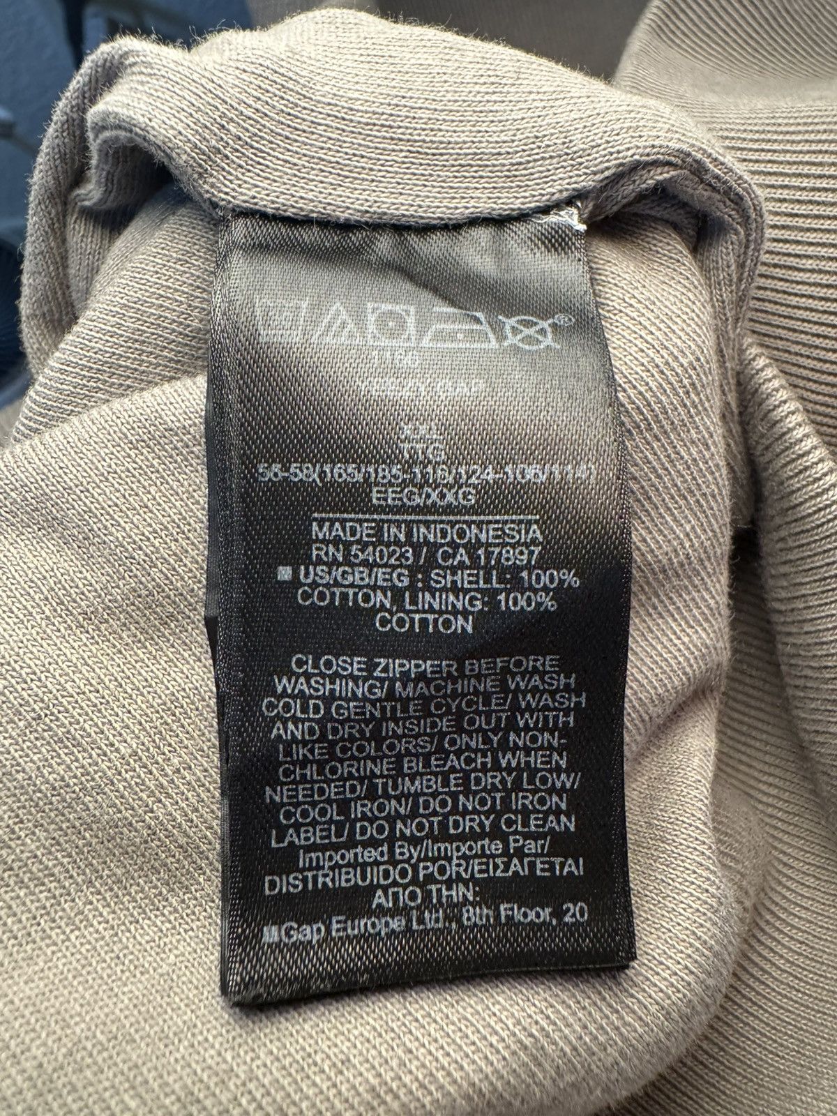 Balenciaga × Gap × Yeezy Grey Yeezy Gap Size US XXL / EU 58 / 5 - 2 Thumbnail