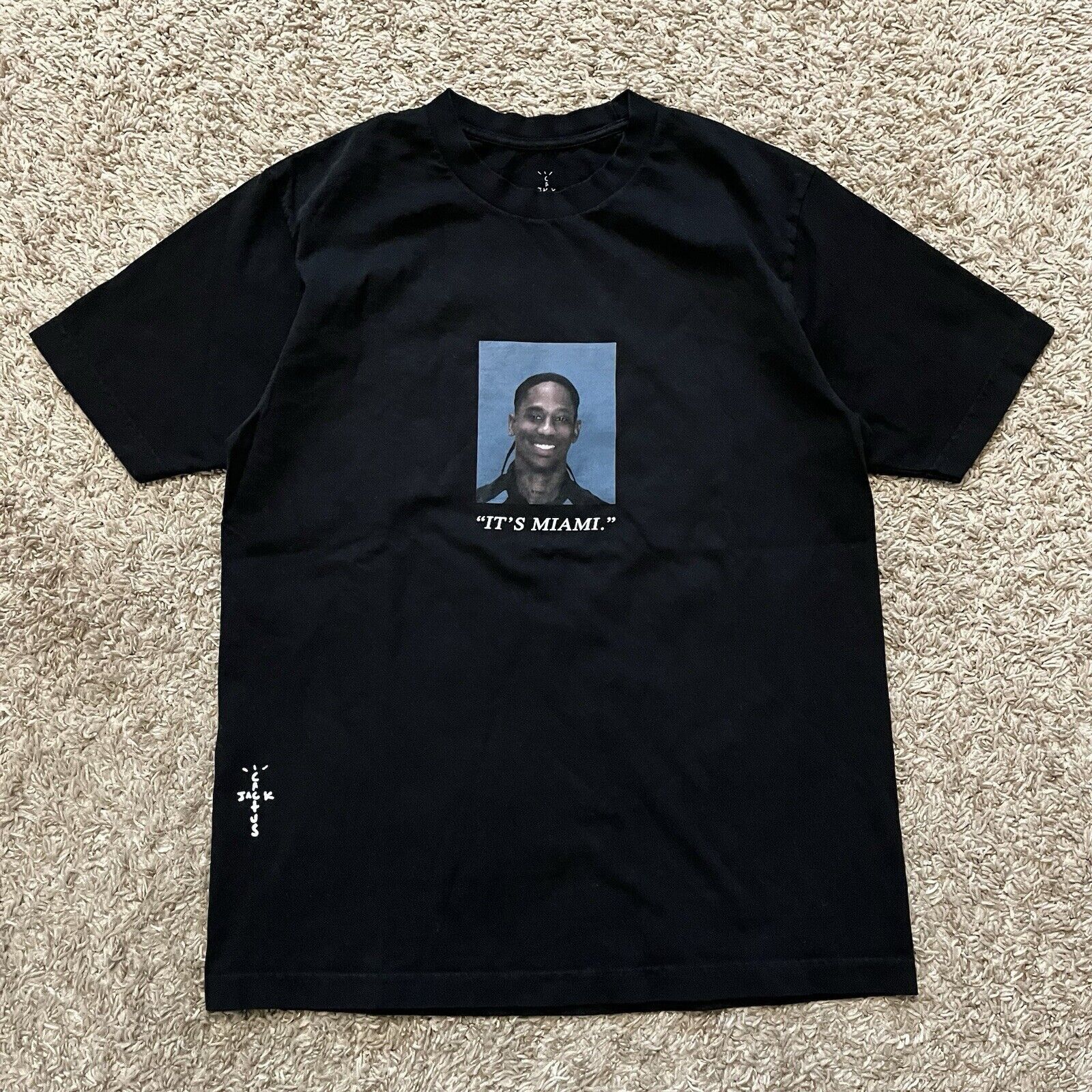 Streetwear × Travis Scott Cactus Jack Free The Rage It