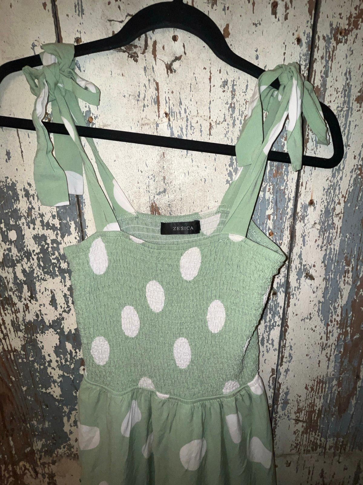 Designer Zesica green and white polka dot maxi dress, size small Size S / US 4 / IT 40 - 2 Thumbnail
