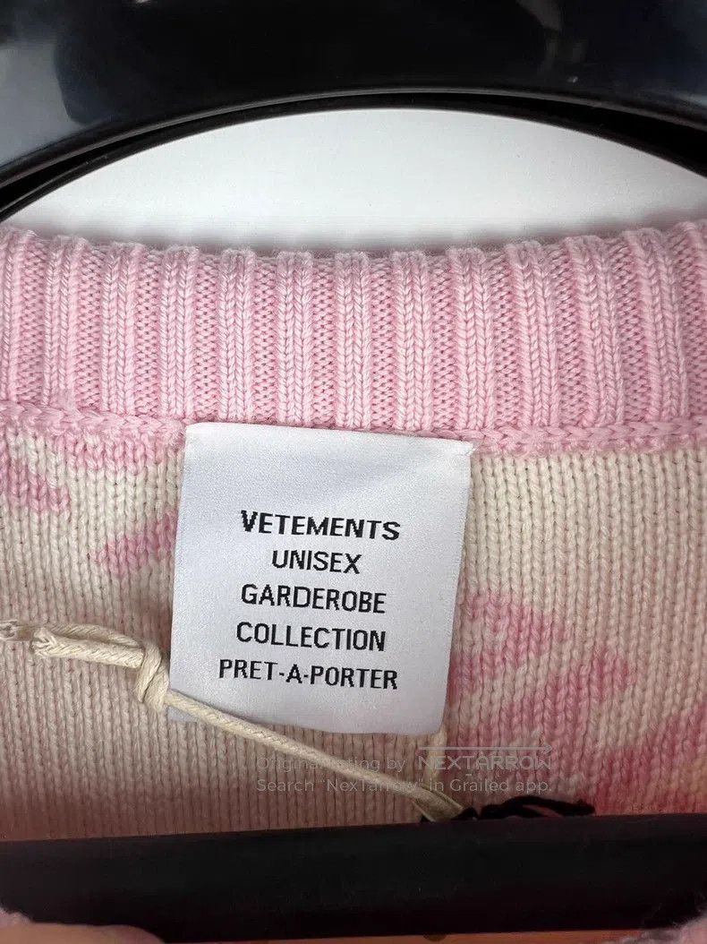 Vetements Vetements Pink Logo Sweater Size US M / EU 48-50 / 2 - 9 Thumbnail