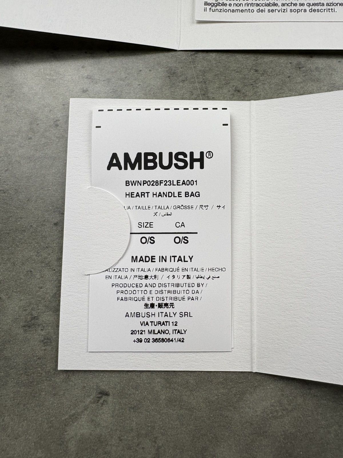 Ambush Design Ambush heart handle leather shoulder bag on chain Size ONE SIZE - 15 Thumbnail
