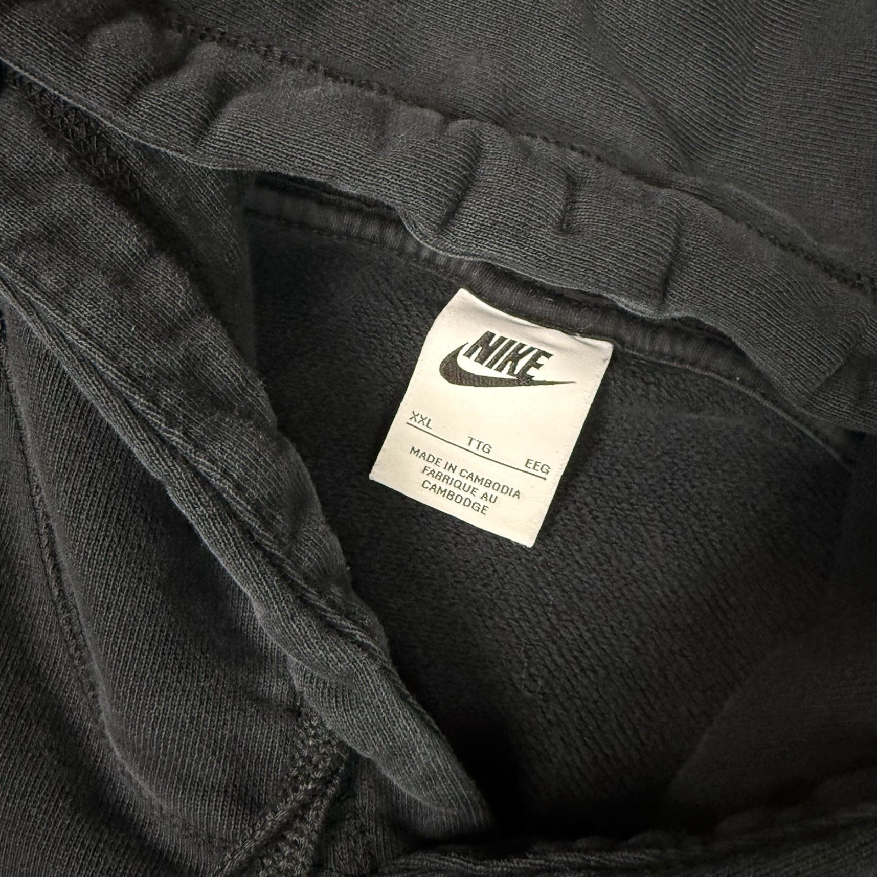 Nike Nike Hoodie Mens 2XL Black Club Swoosh Logo Kangaroo Essential Faded Distressed Size US XXL / EU 58 / 5 - 4 Thumbnail