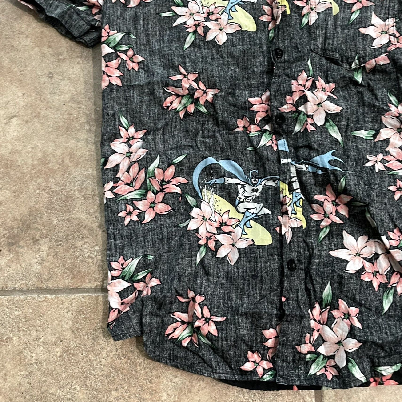 DC Comics Batman Button-Up Shirt Mens S Floral Hawaiian Style Bat Signal Multicolor Short Sleeve DC Comics Shirt Size US S / EU 44-46 / 1 - 3 Thumbnail