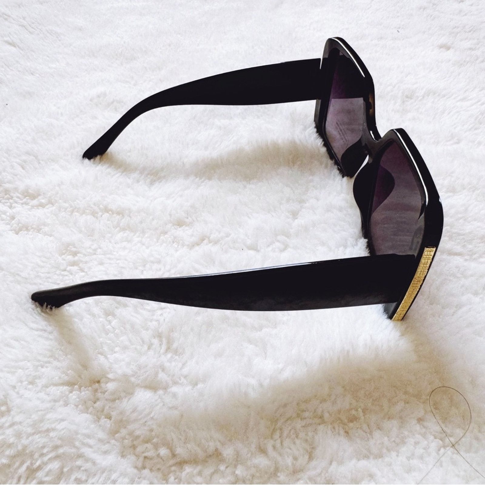 Other Junia Black Oversized Sunglasses Size ONE SIZE - 7 Thumbnail
