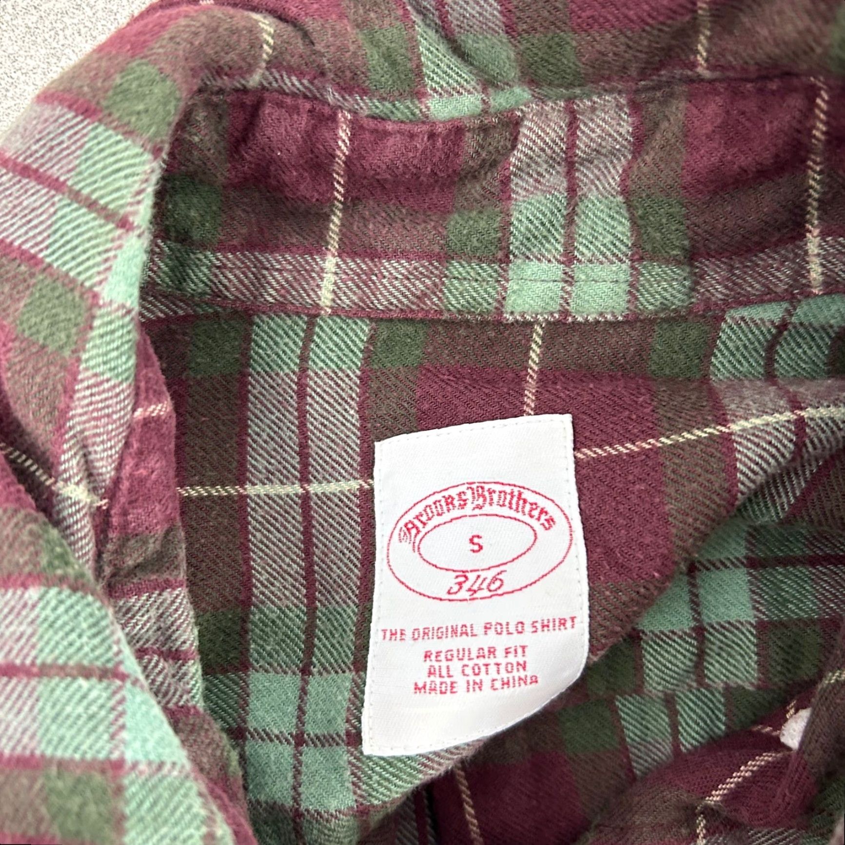 Brooks Brothers Brooks Brothers 346 Flannel Shirt Mens Small Burgundy Green Plaid Button Down Shirt Size US S / EU 44-46 / 1 - 4 Thumbnail