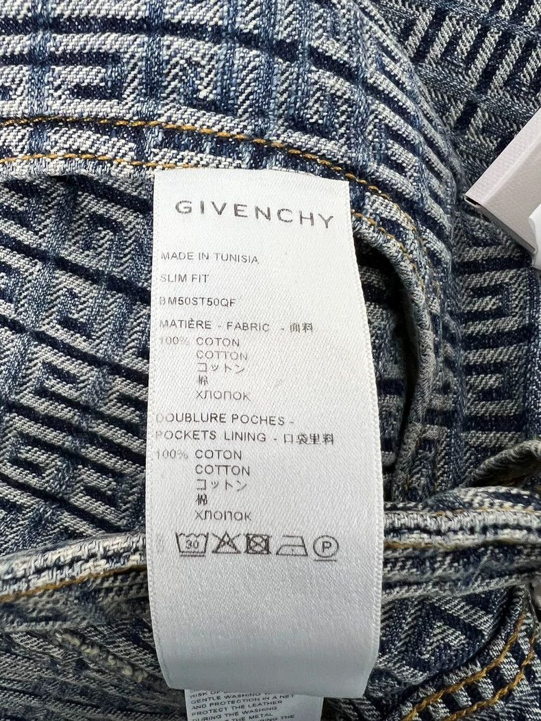 Givenchy Givenchy Four G Relief Logo Full Print Jeans Size US 33 - 6 Thumbnail