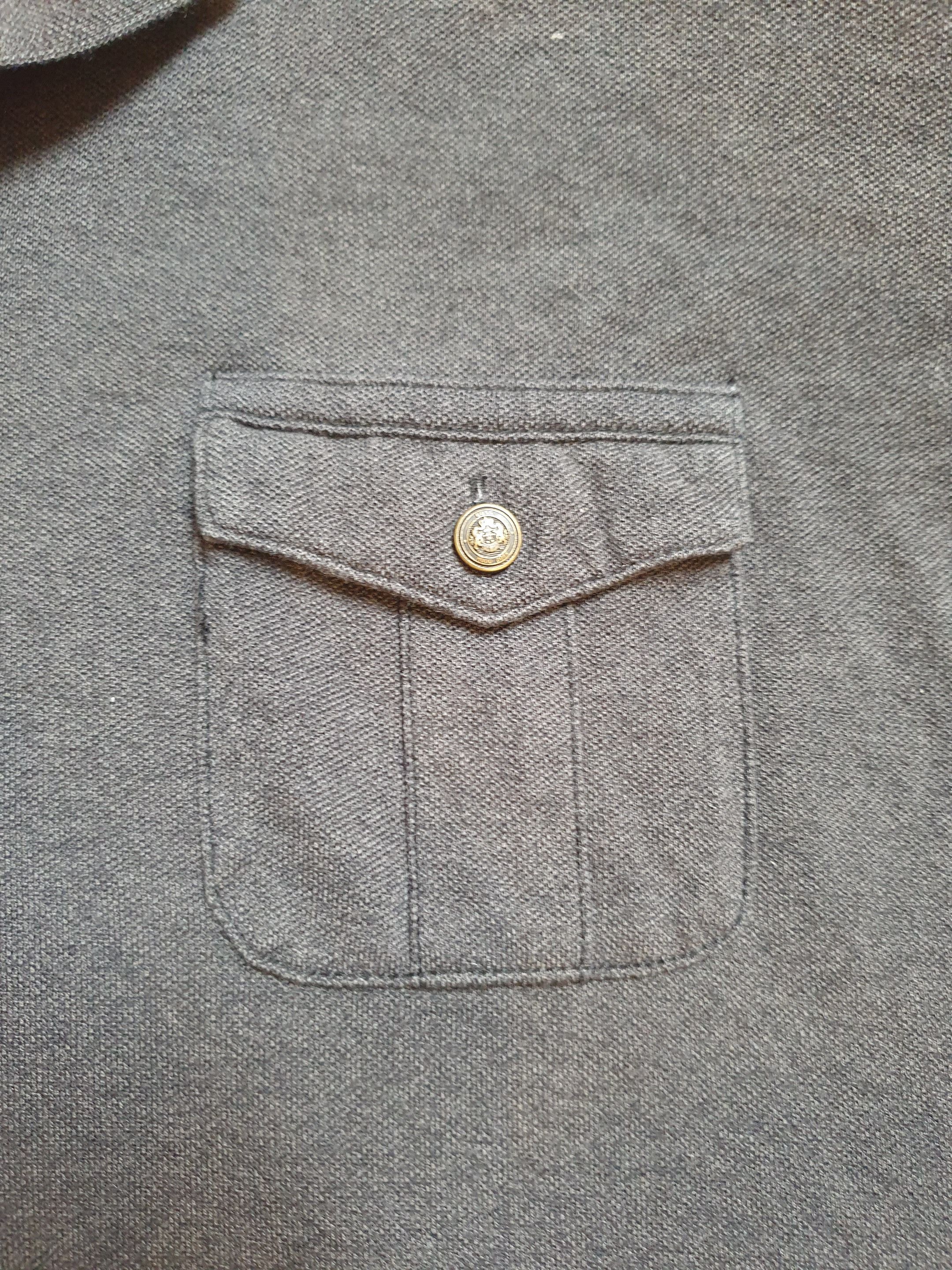 Hugo Boss Longsleeve. Tags on buttons. Size US M / EU 48-50 / 2 - 12 Thumbnail