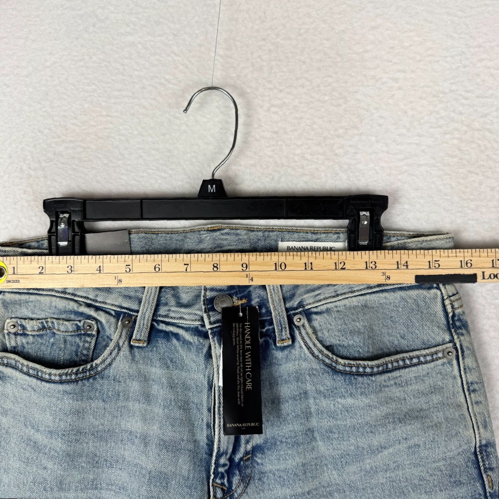 Banana Republic Banana Republic Jeans Slim Tapered Fit Light Wash 31x32 Denim Men Regular 5-Pocket Inseam 32 Vintage No Size US 31 - 7 Thumbnail