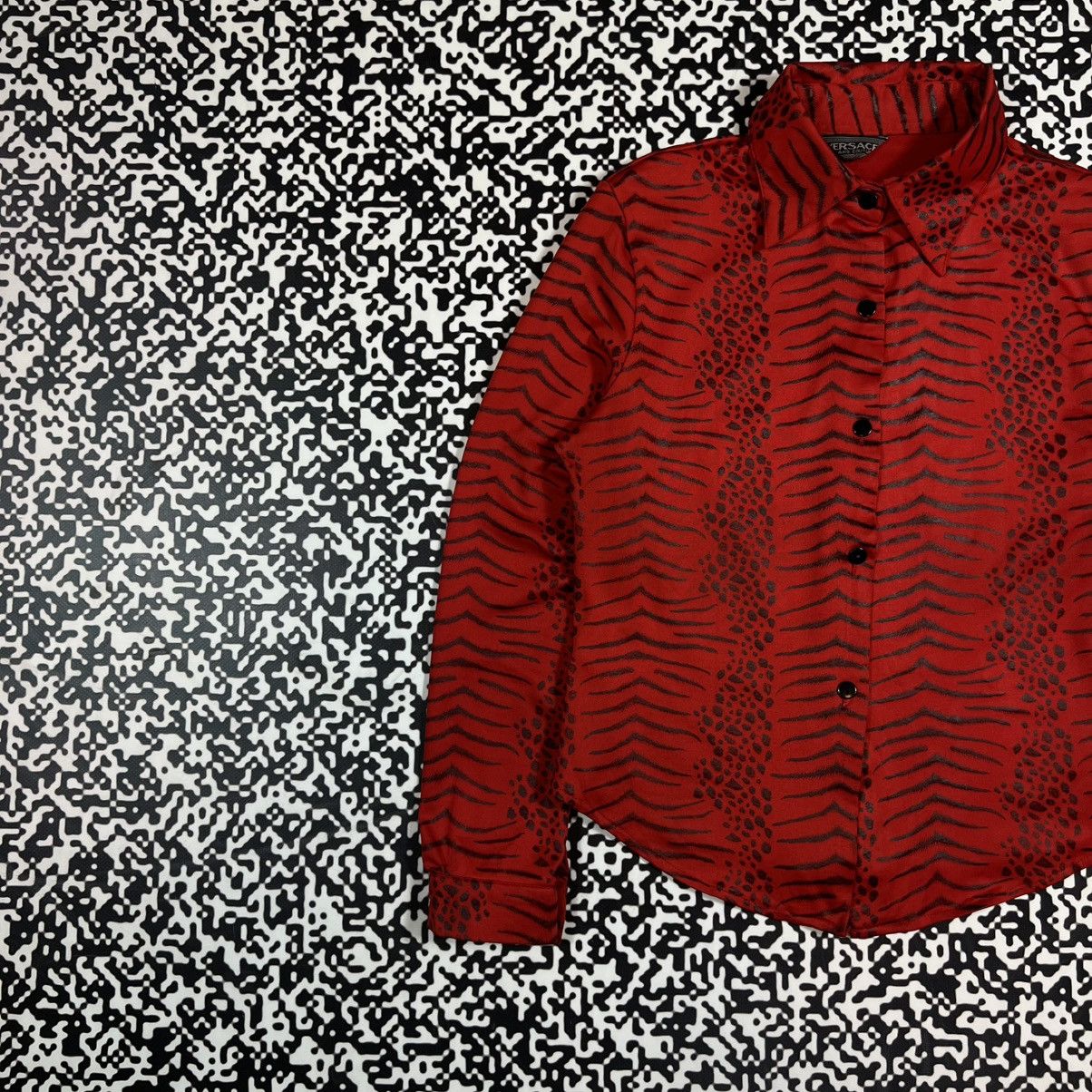 Versace Vintage 90s Versace Luxury Leopard Print Retro Style Shirt Size S / US 4 / IT 40 - 5 Thumbnail