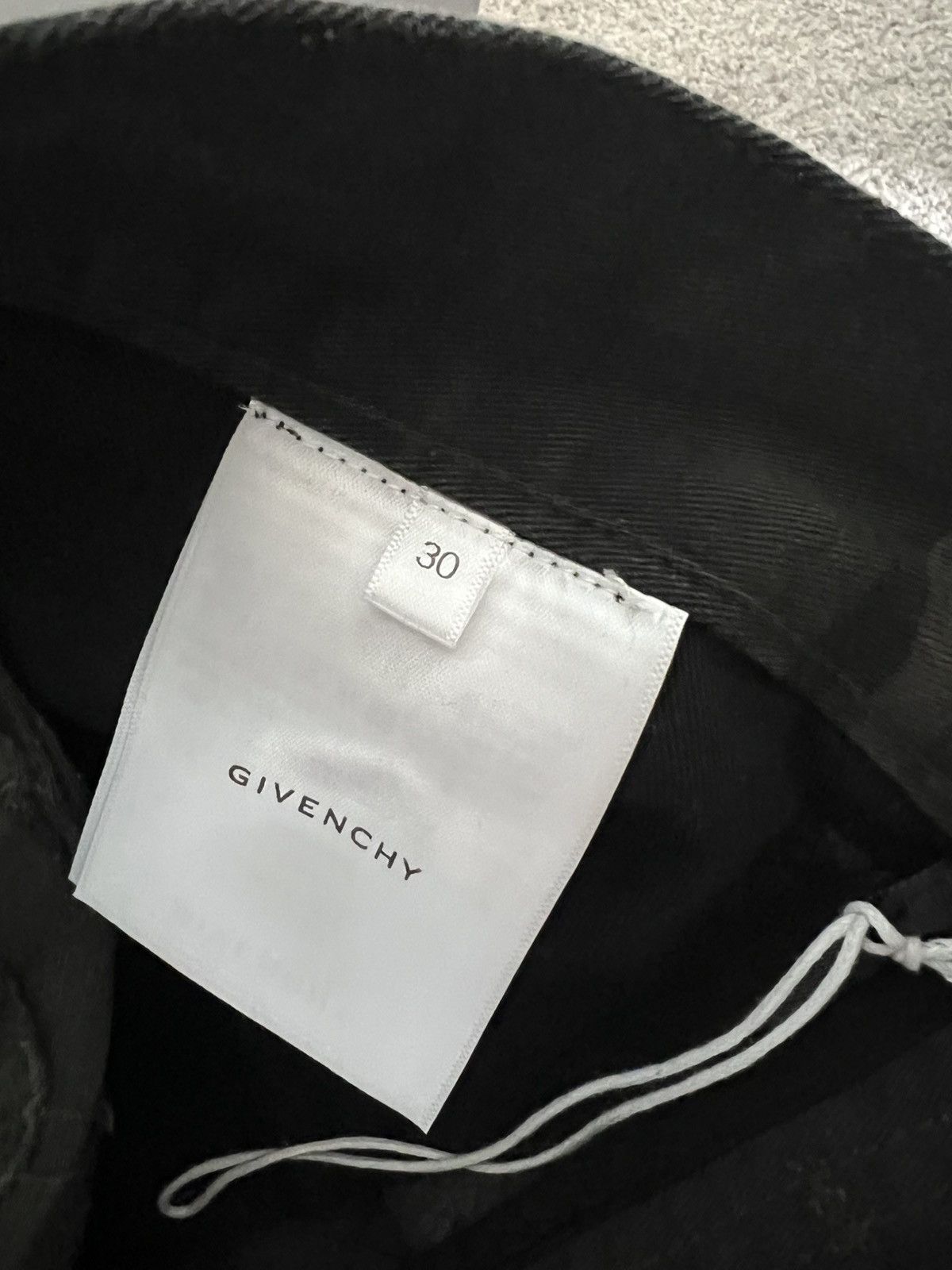 Givenchy GIVENCHY CAMO BORO DISTRESSED DENIM JEANS Size US 30 / EU 46 - 5 Thumbnail