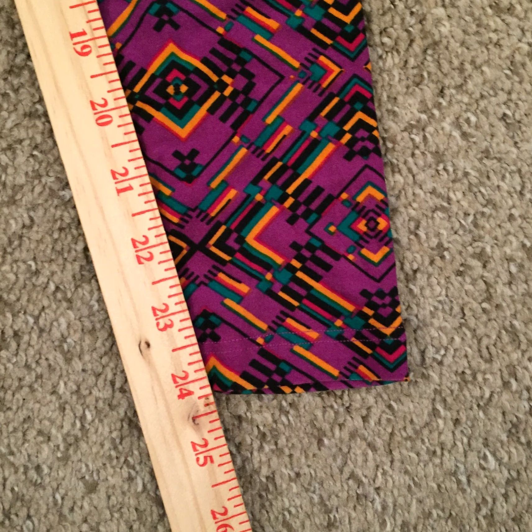 Vintage VINTAGE LuLaRoe Leggings One Size OS Purple Geometric NWOT Size 42" / US 20 - 5 Thumbnail