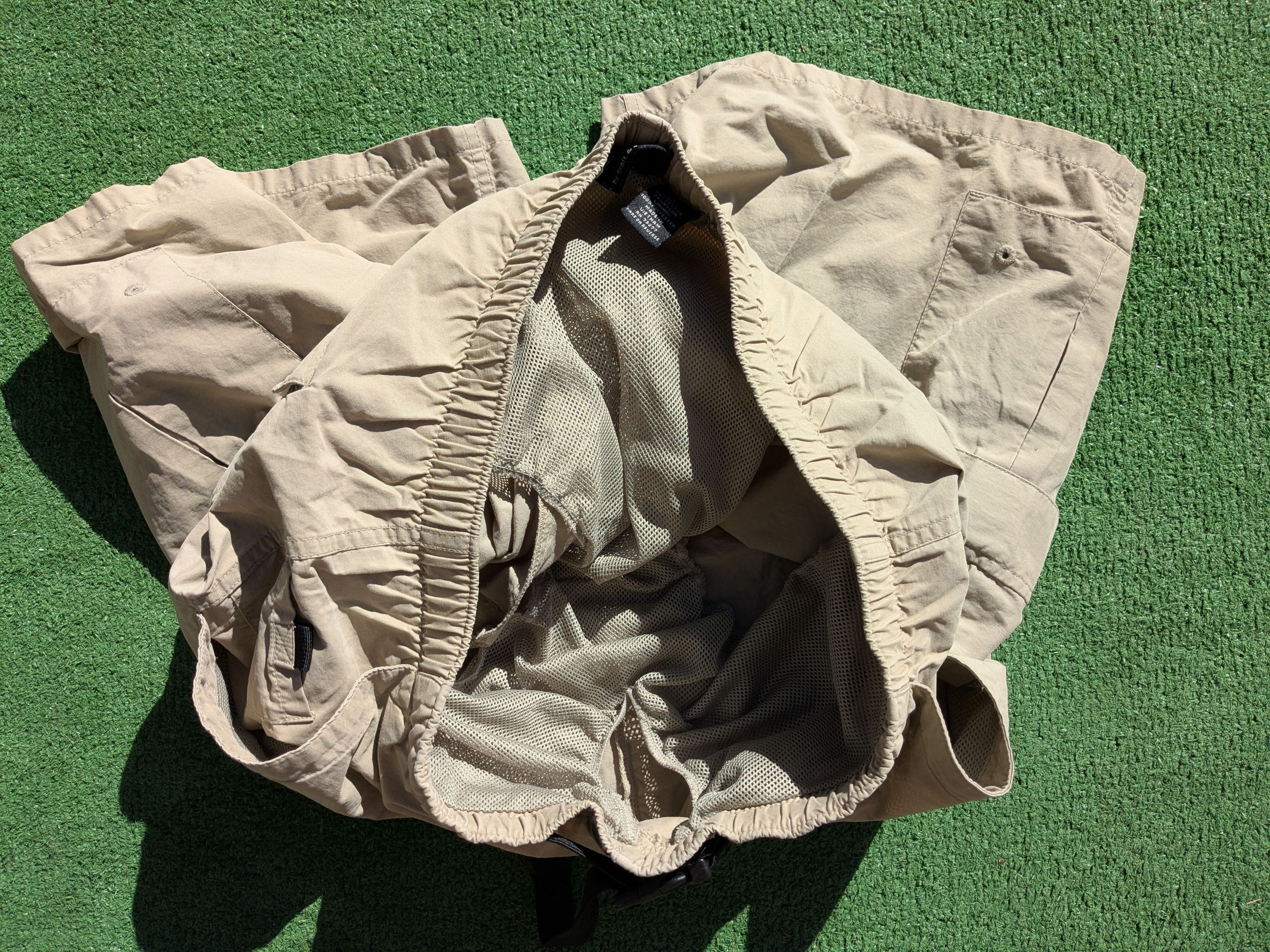 Other C&B Sport Belted Nylon Outdoor Zipper Cargo Hiking Shorts Size US 34 / EU 50 - 4 Thumbnail