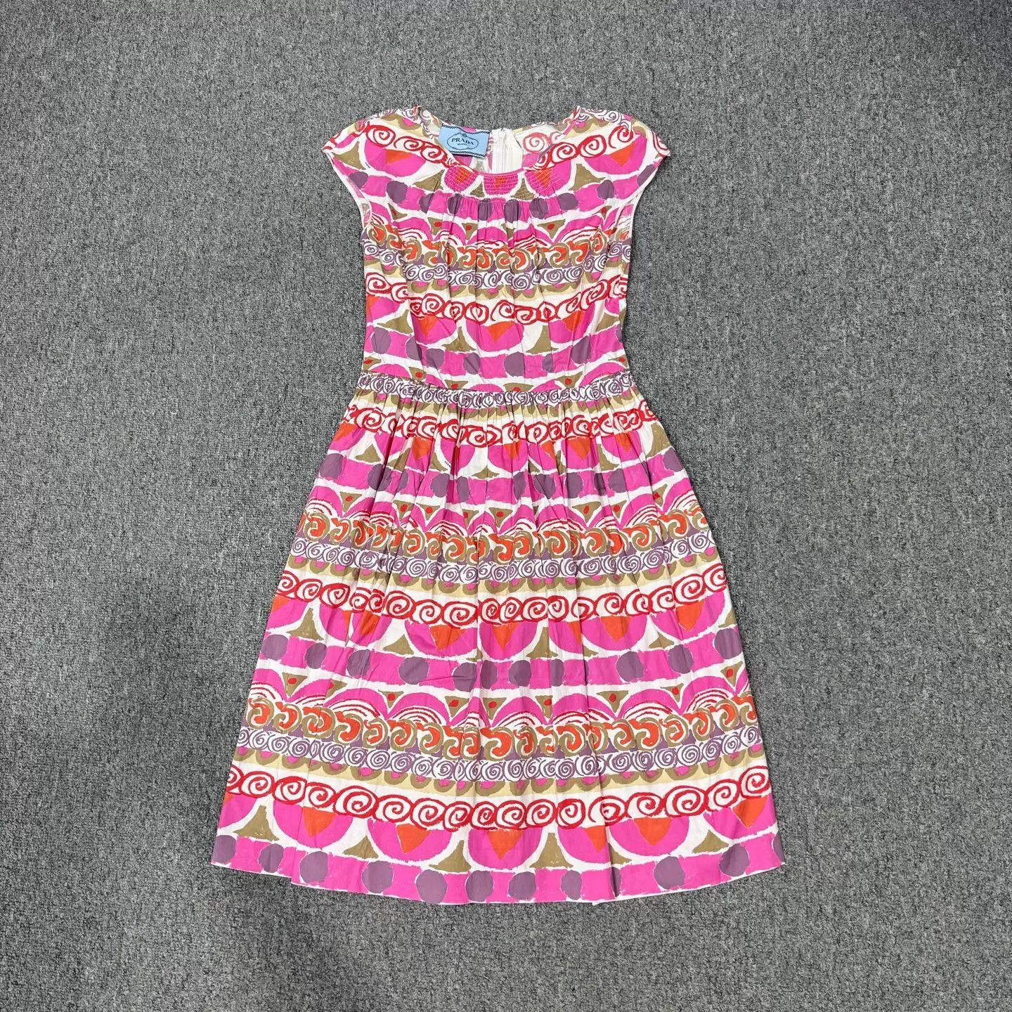 Prada Prada Resort Dress 38S 99 New Size XS / US 0-2 / IT 36-38 - 1 Thumbnail