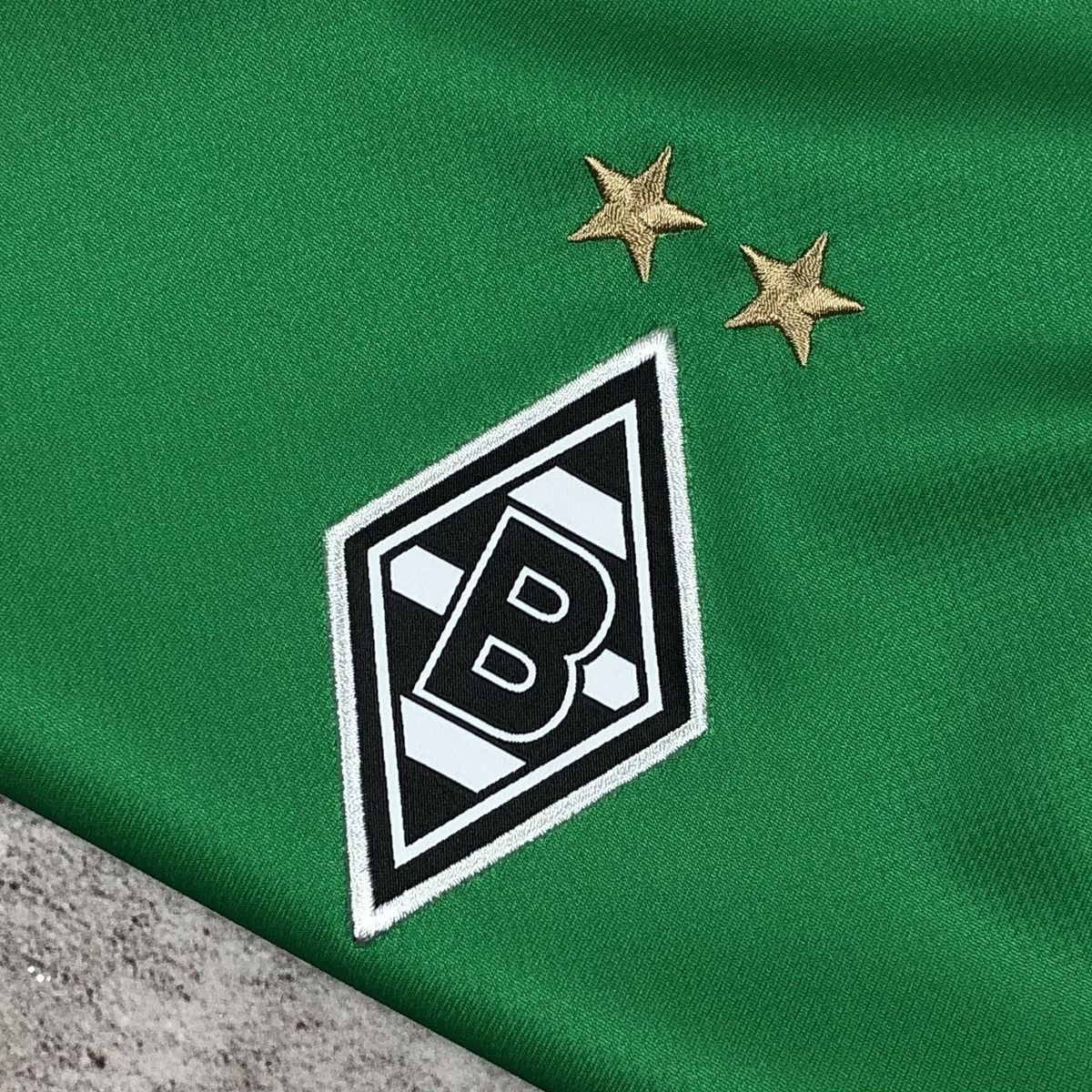 Puma Borussia Monchengladbach 2018-2019 Puma Third Soccer Jersey Size US M / EU 48-50 / 2 - 3 Thumbnail