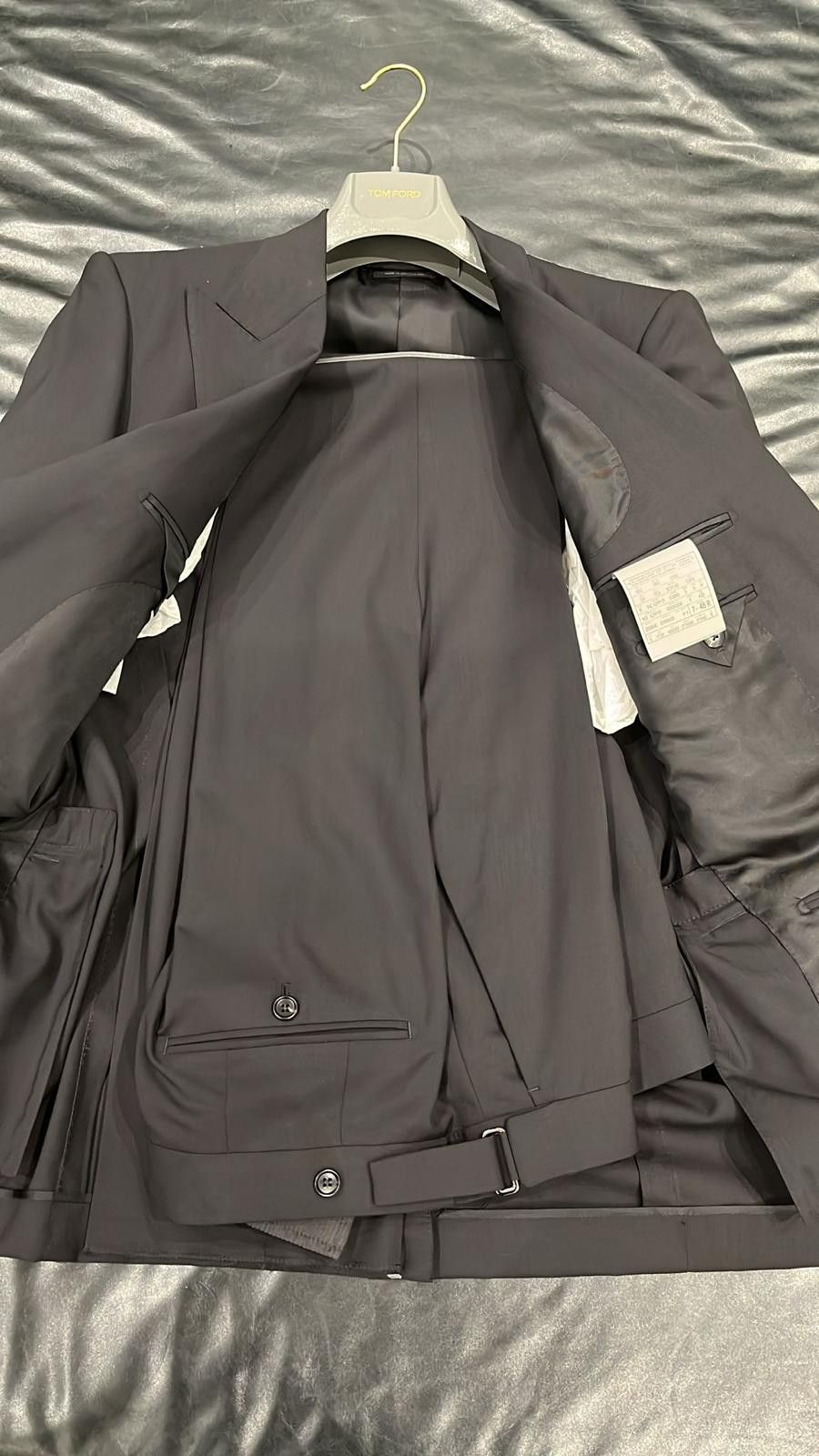 Tom Ford o1loc1c0126 2HPP02 Suit in Black Size US M / EU 48-50 / 2 - 2 Thumbnail